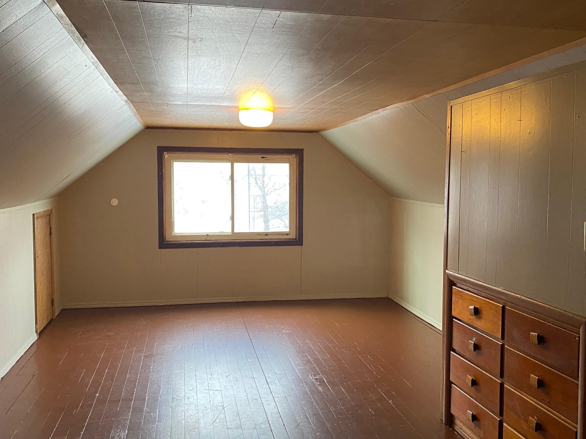 423 E Jefferson Avenue