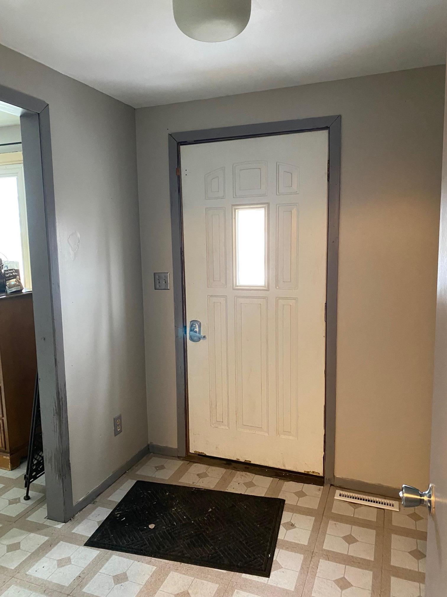 423 E Jefferson Avenue