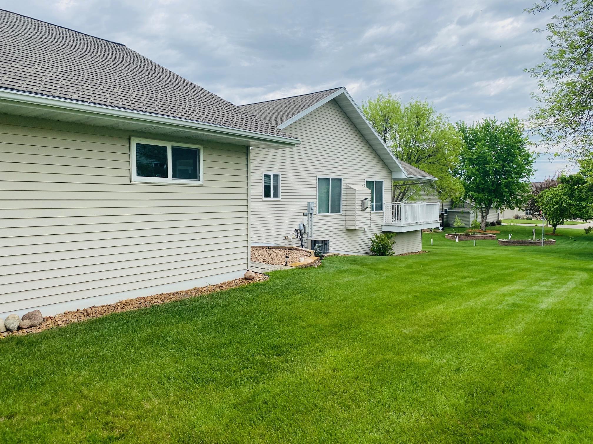 1840 Bridgeview Boulevard