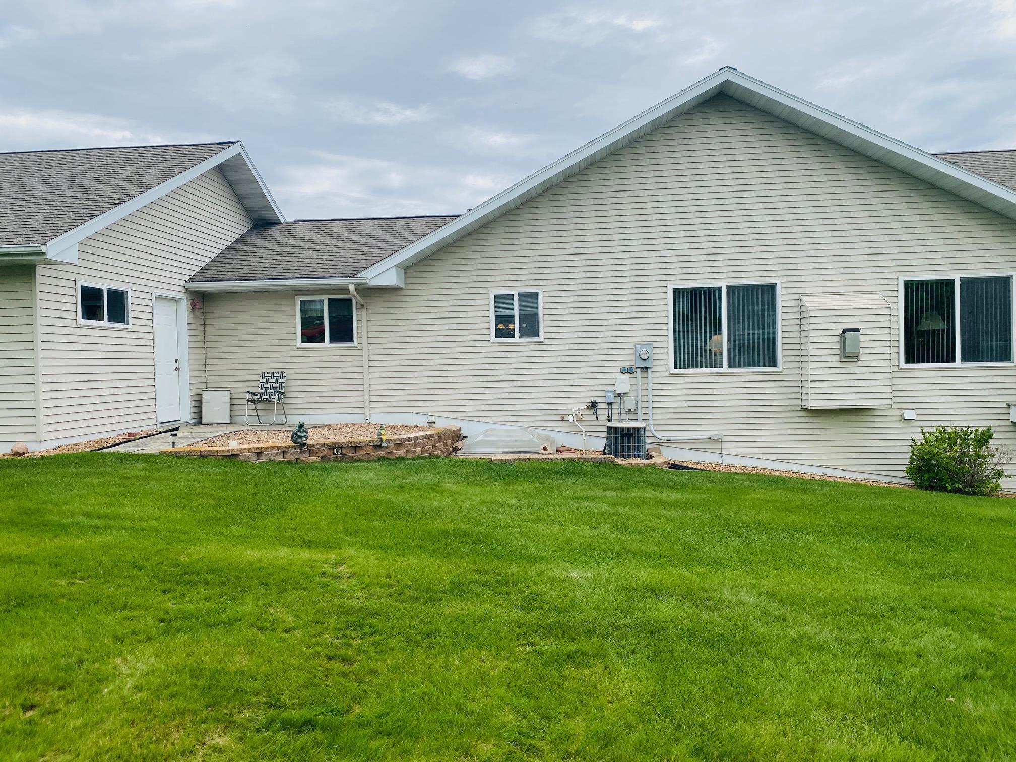 1840 Bridgeview Boulevard