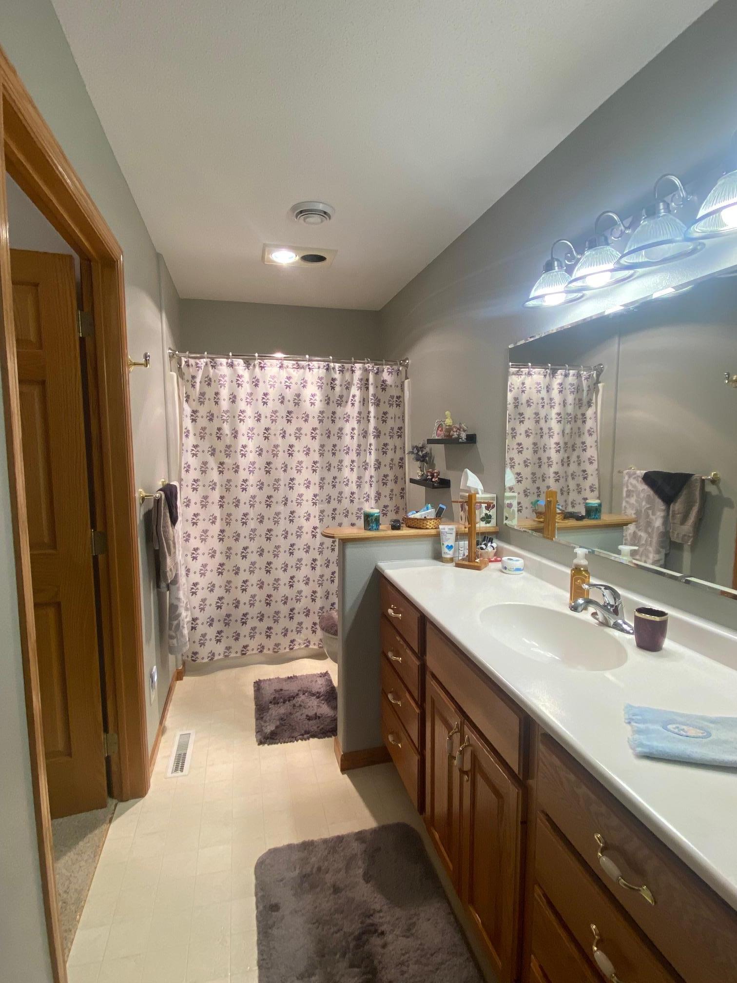 1840 Bridgeview Boulevard