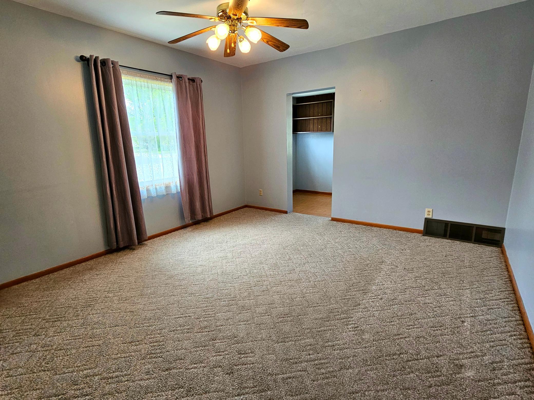 201 5th Avenue SE