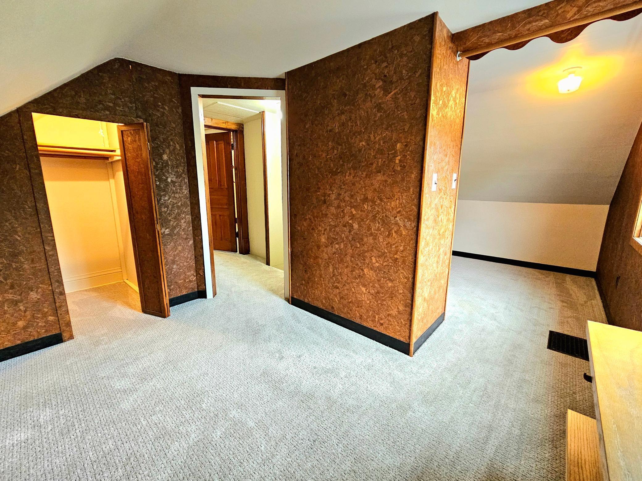 201 5th Avenue SE