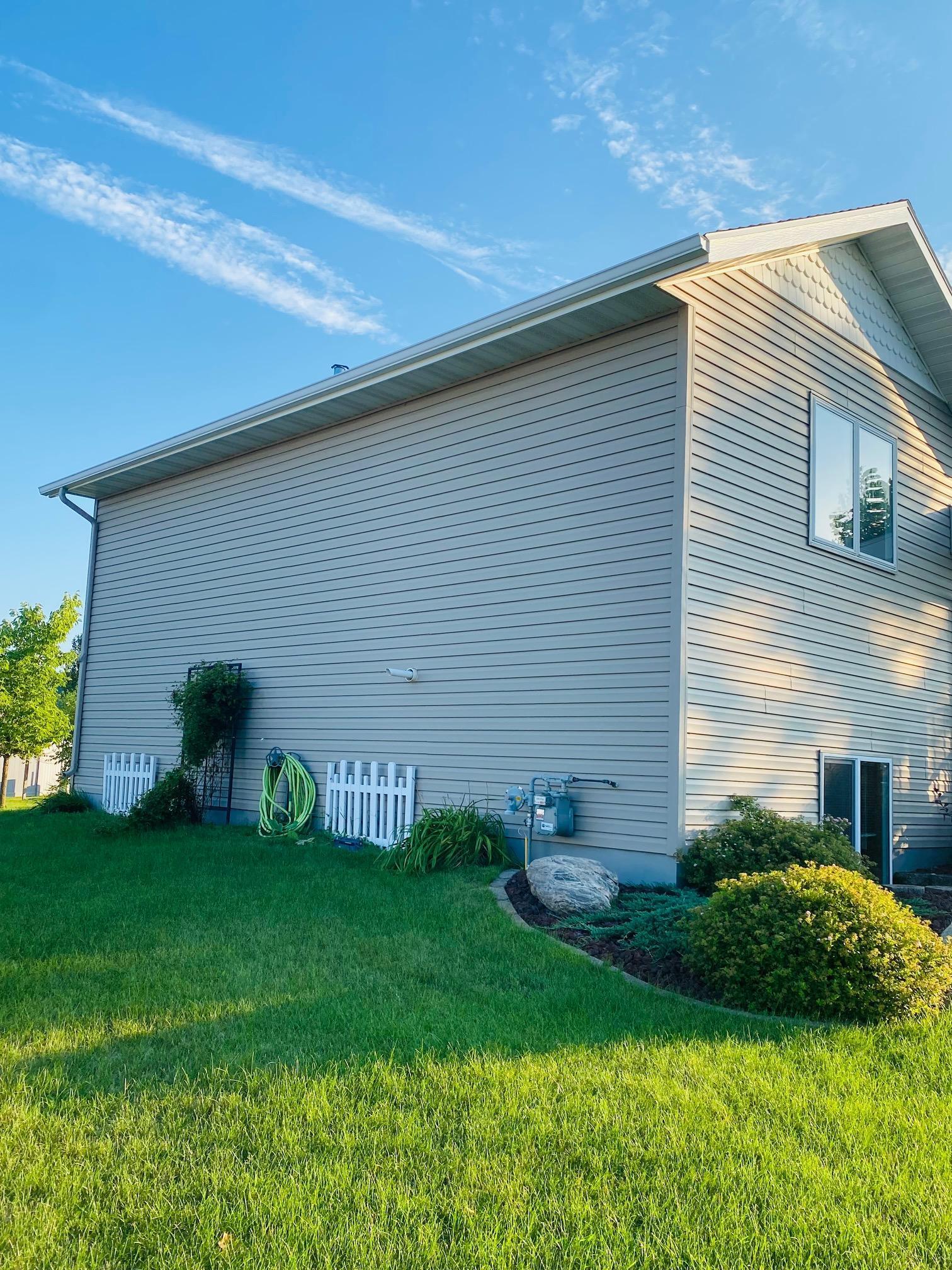 1147 Long Bridge Circle