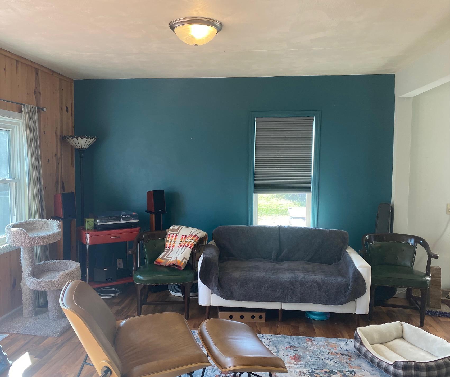 204 Oak Grove Avenue