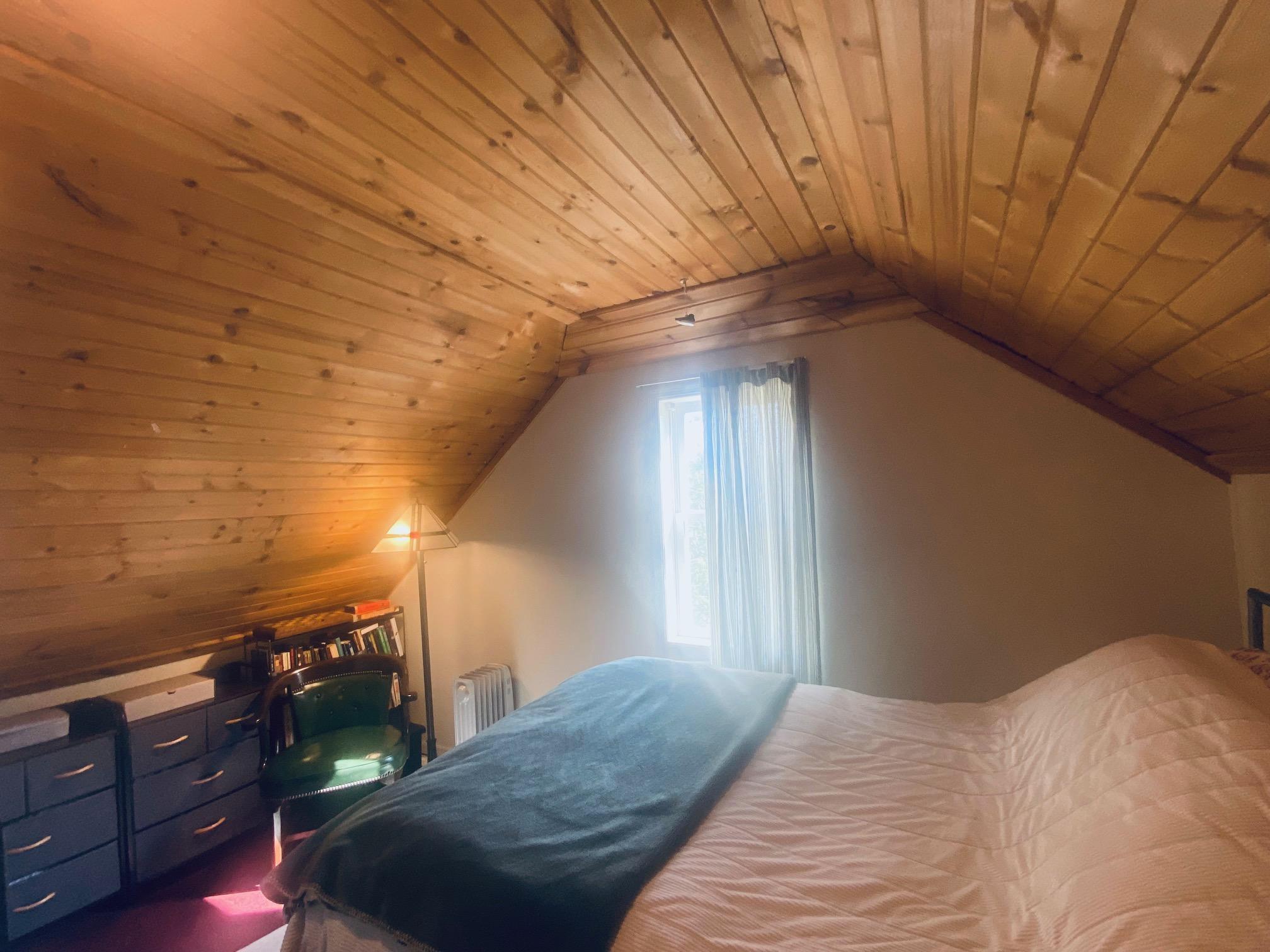 204 Oak Grove Avenue