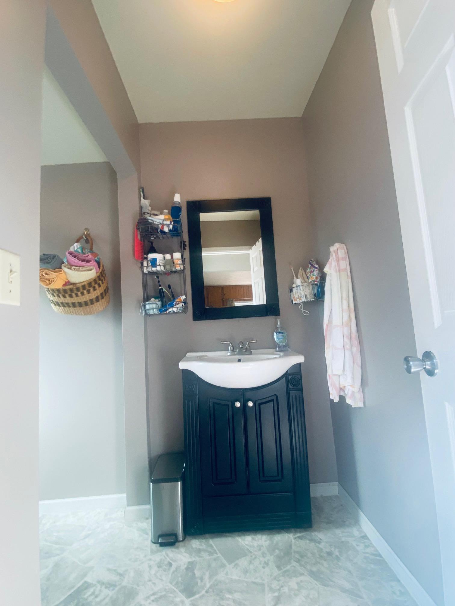 204 Oak Grove Avenue