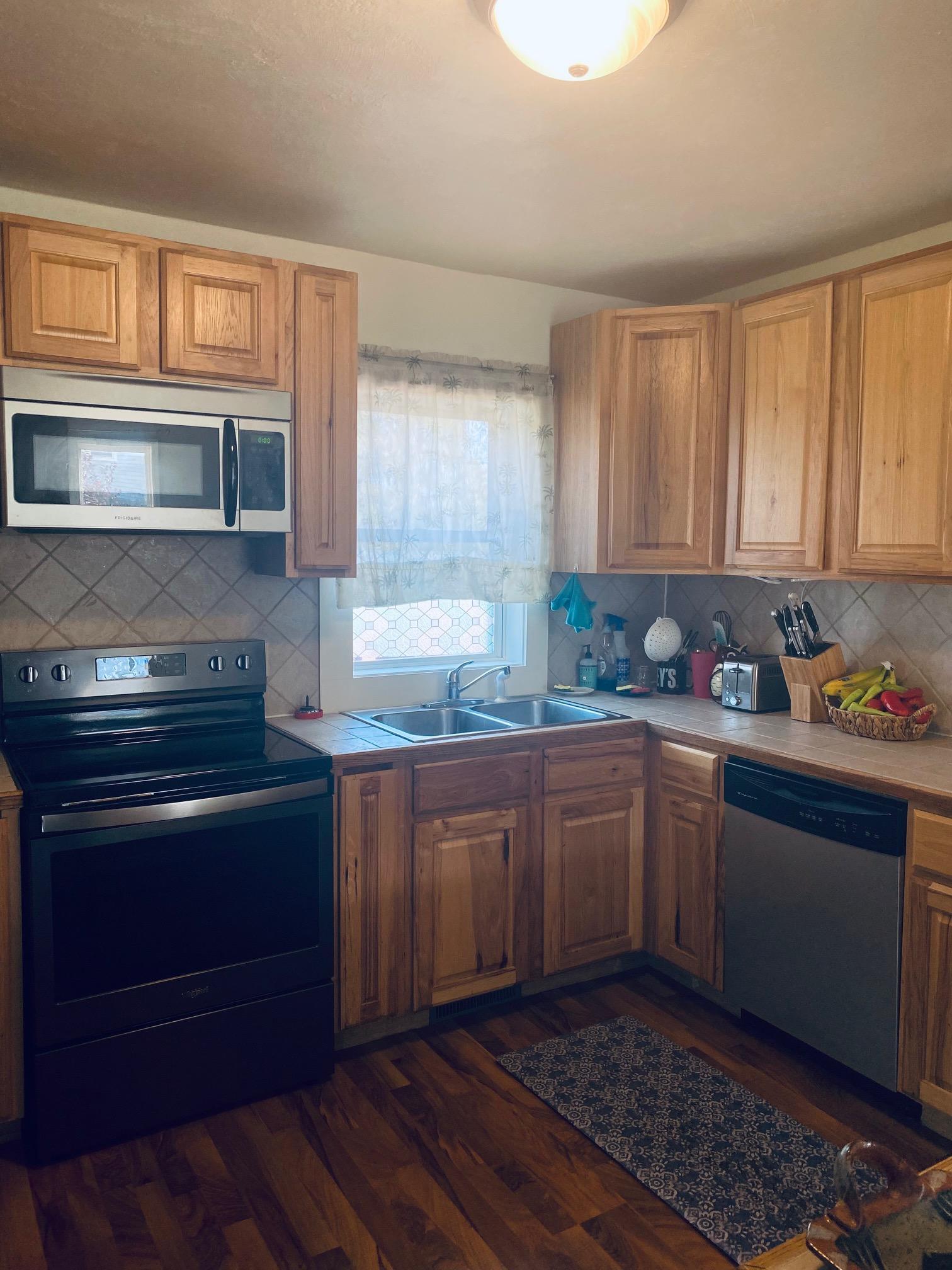 204 Oak Grove Avenue