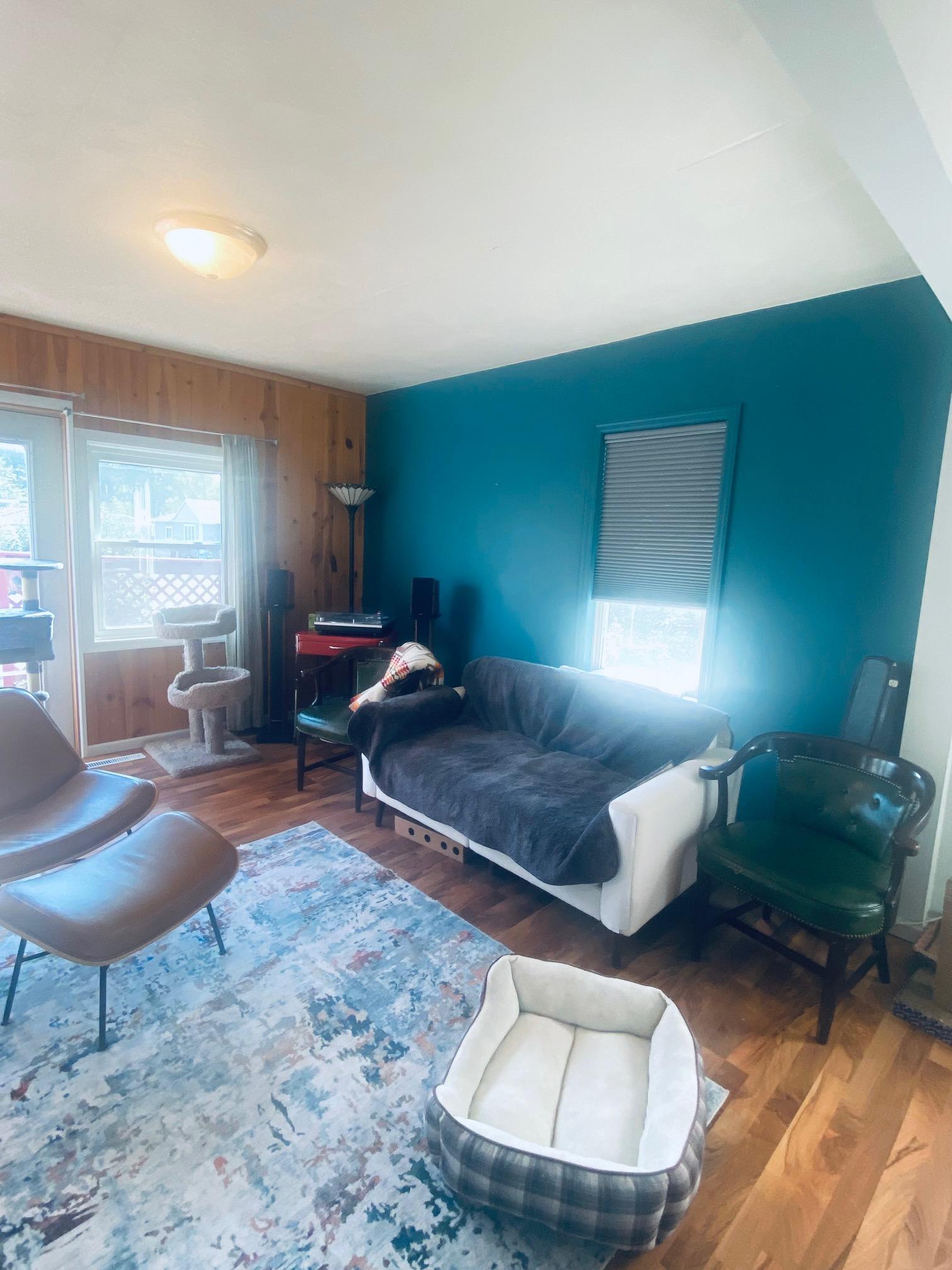 204 Oak Grove Avenue