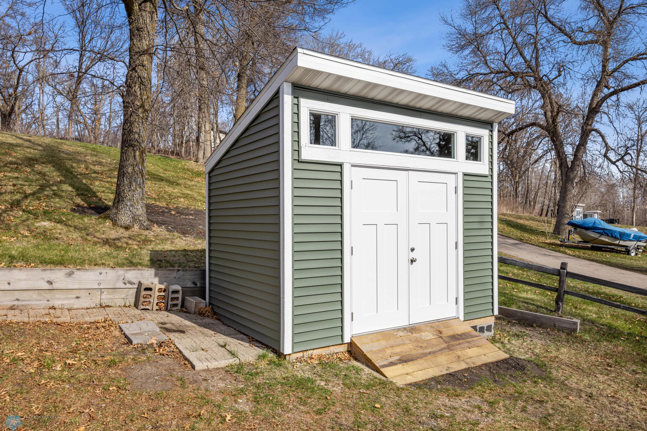 48300 Pike Beach Road