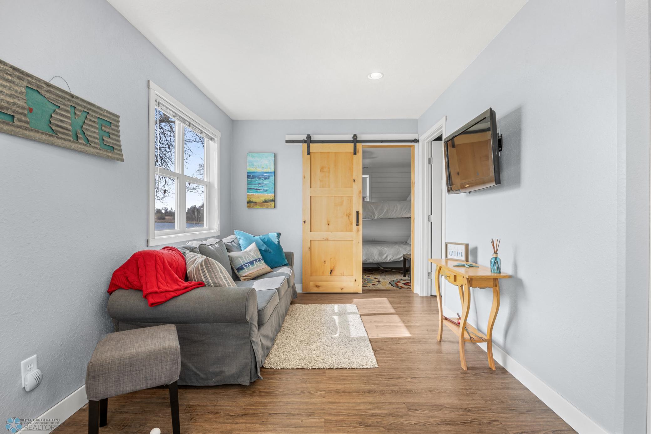 48300 Pike Beach Road