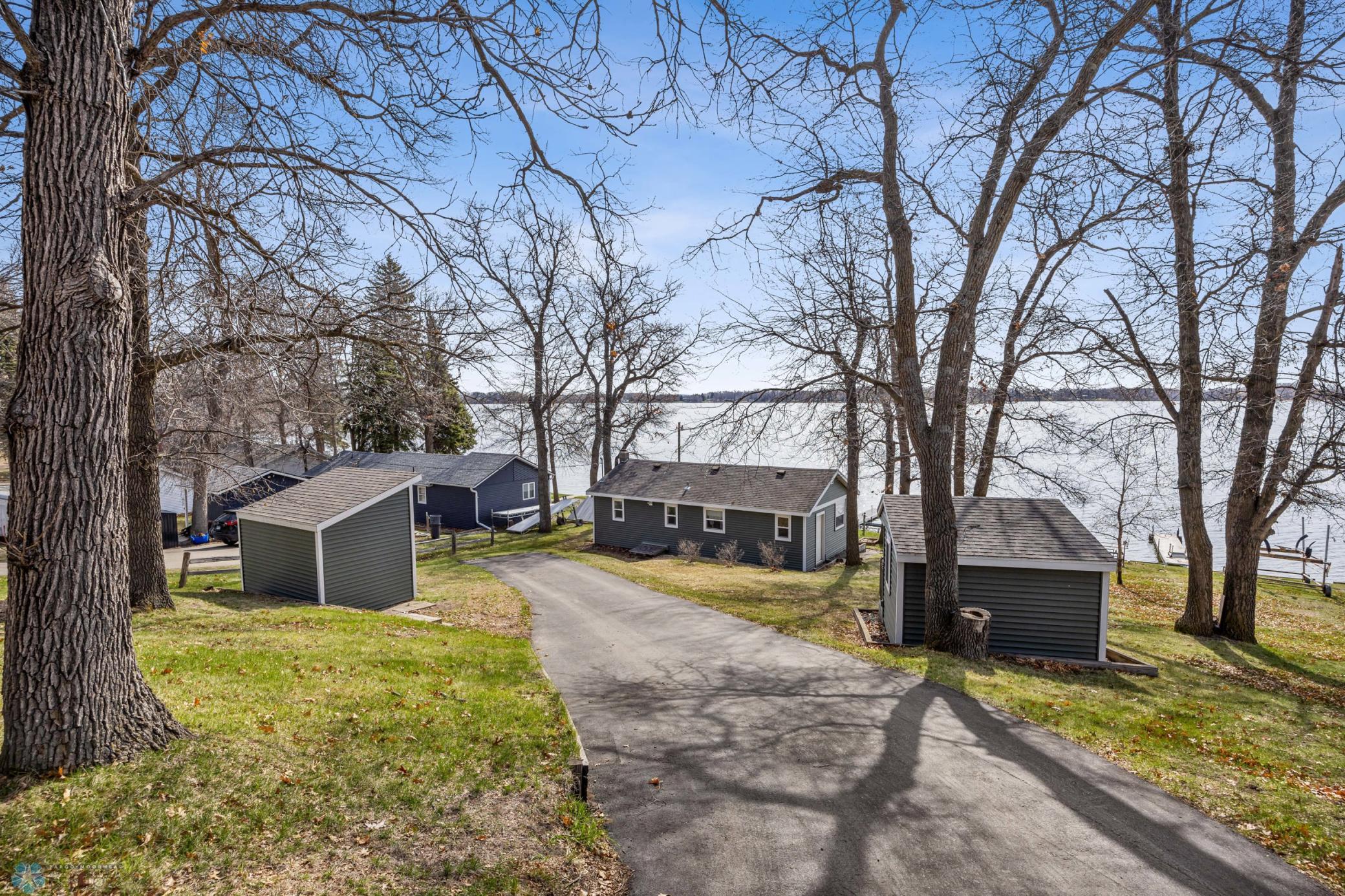 48300 Pike Beach Road