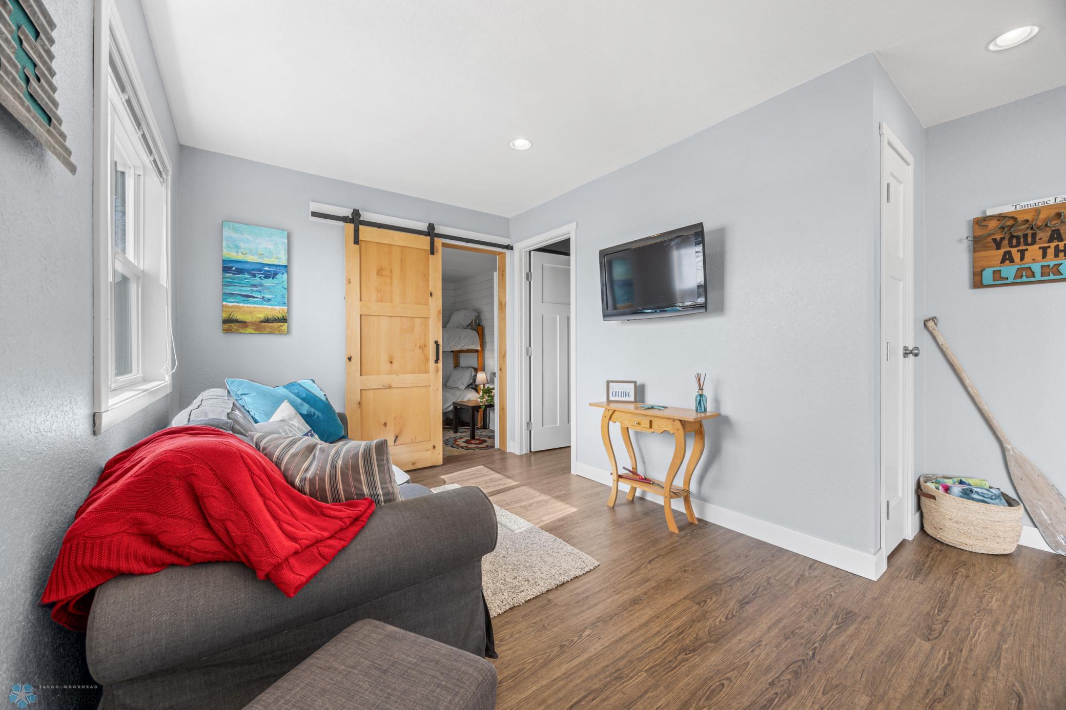 48300 Pike Beach Road