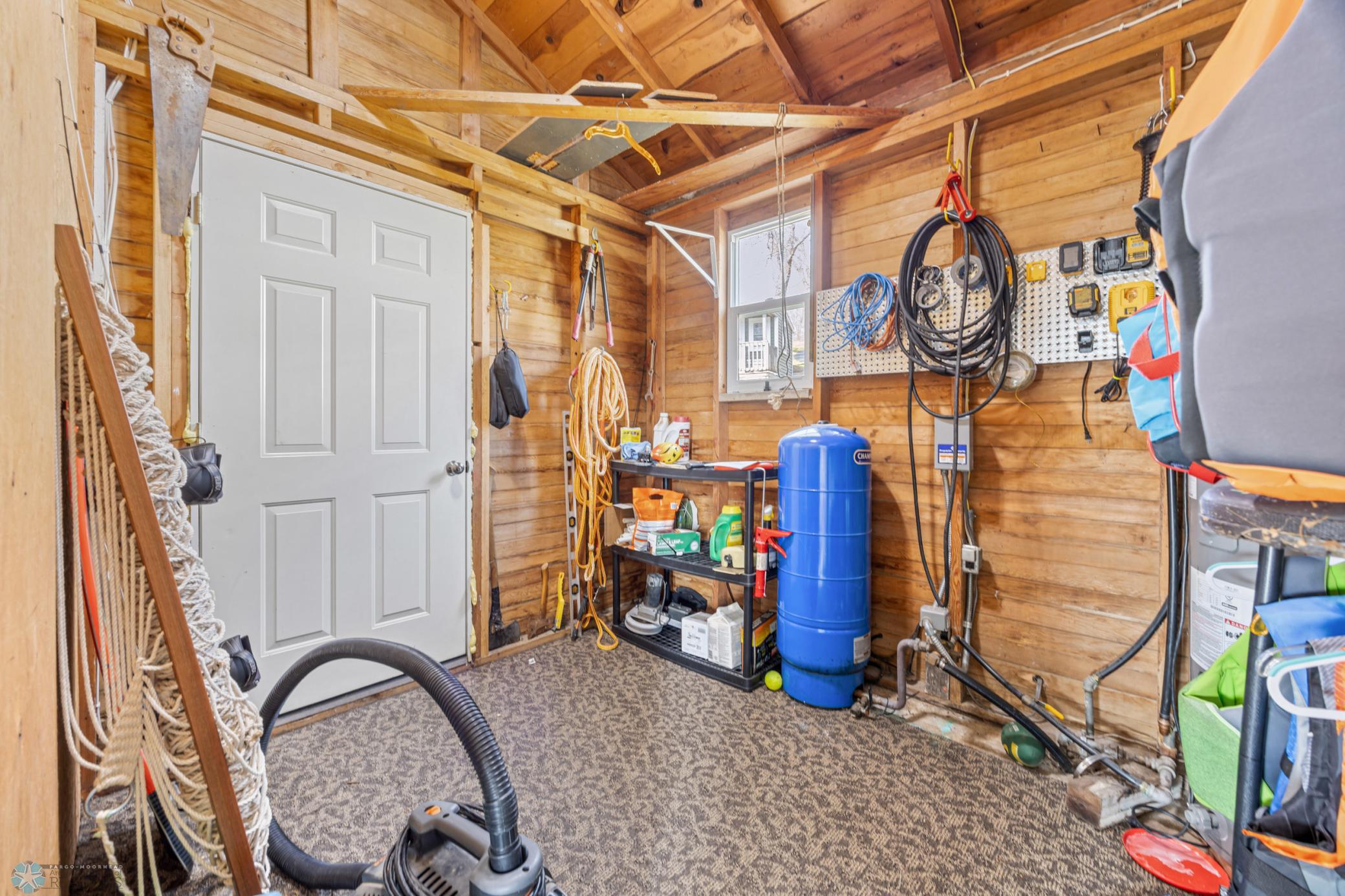 48300 Pike Beach Road