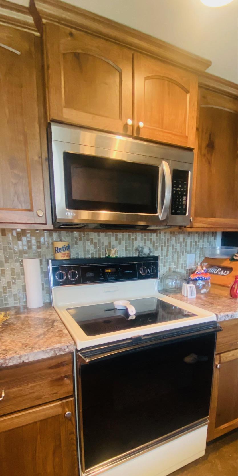 1208 Highway 34 E