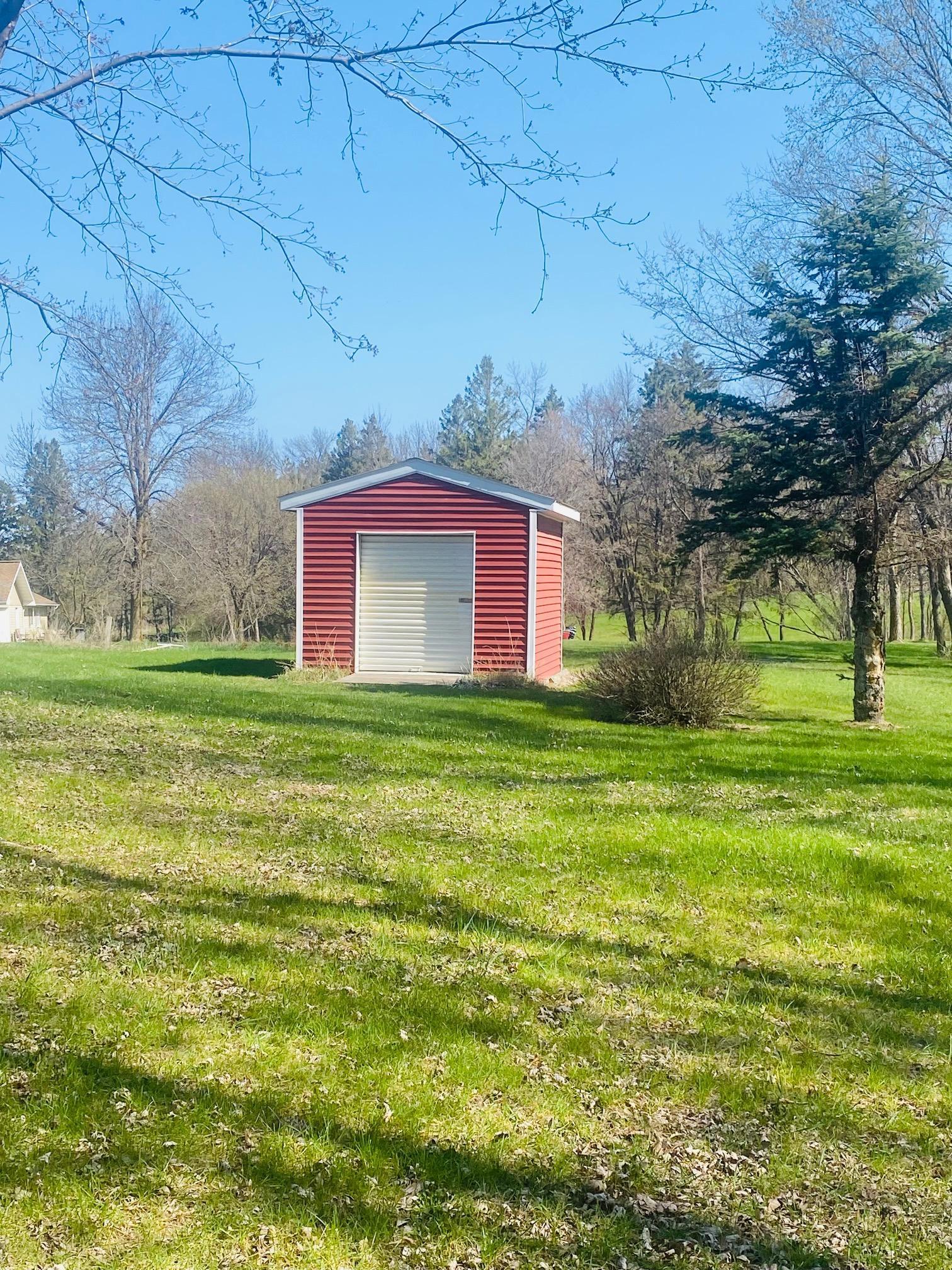 1208 Highway 34 E