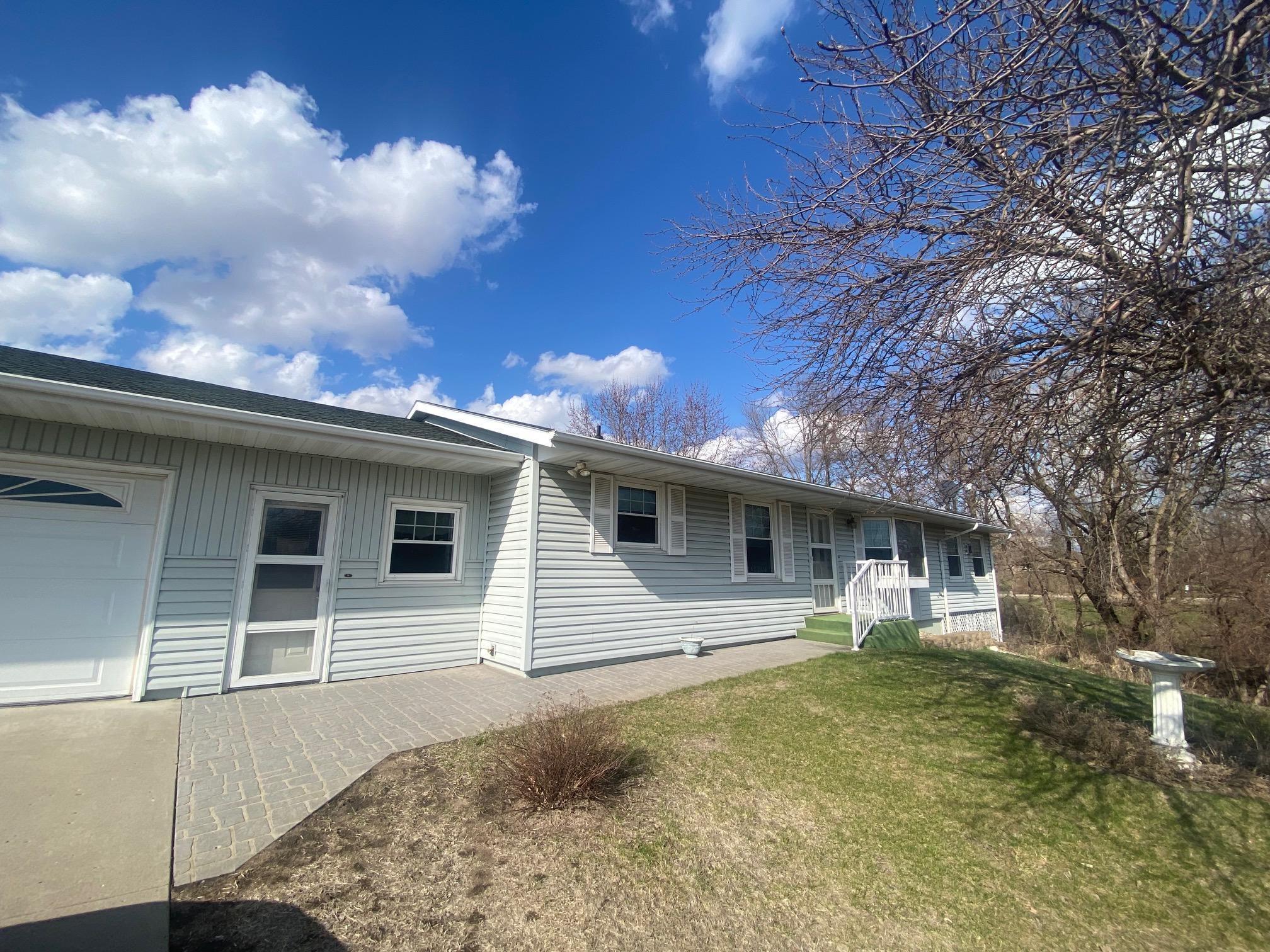 1208 Highway 34 E
