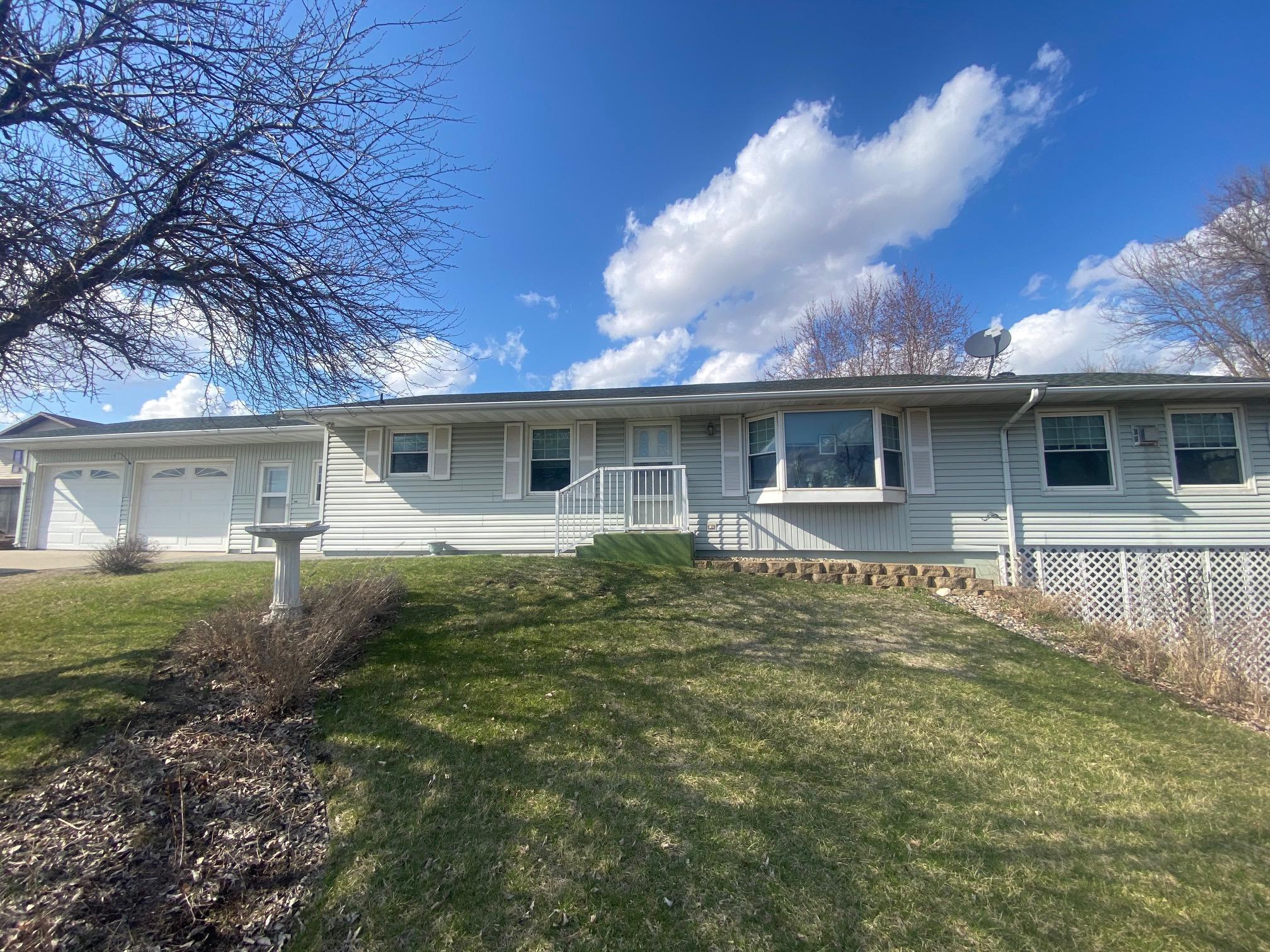 1208 Highway 34 E