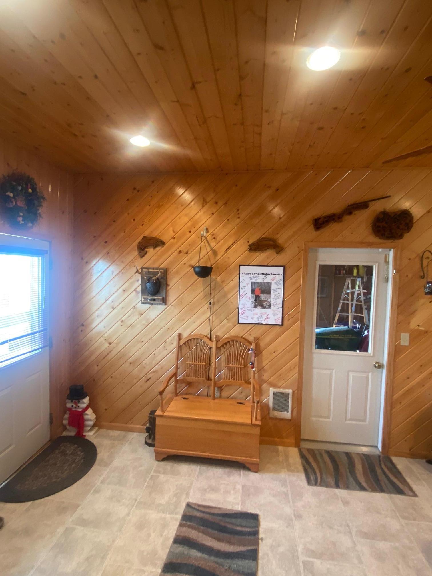 1208 Highway 34 E