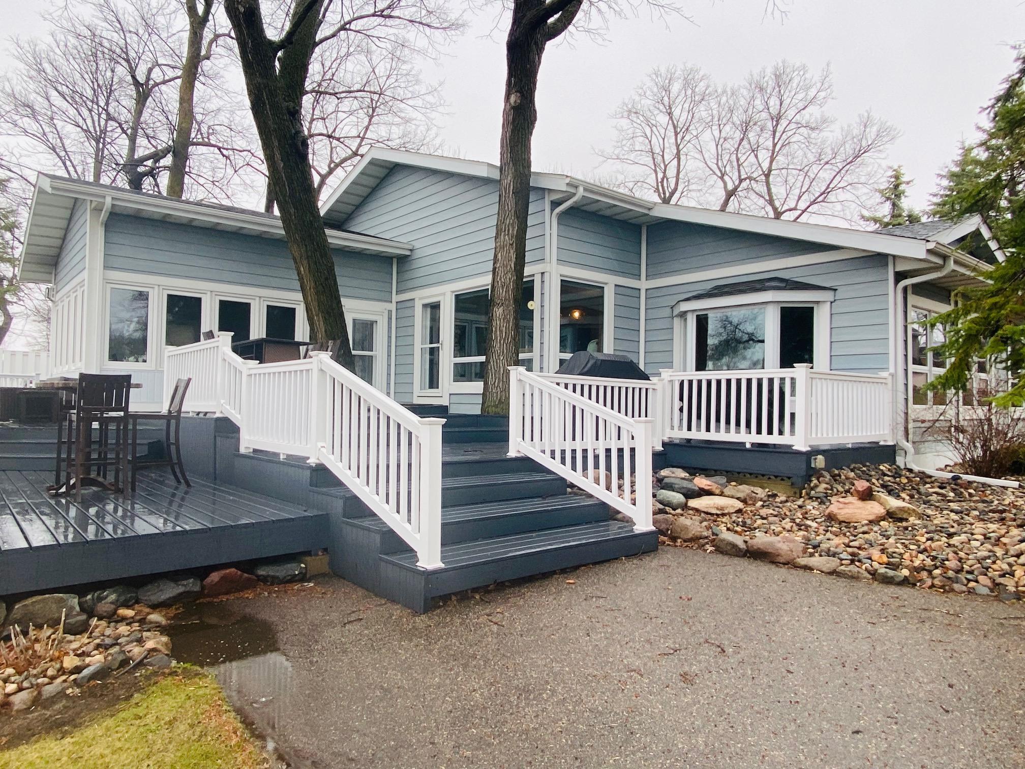 806 Longview Drive