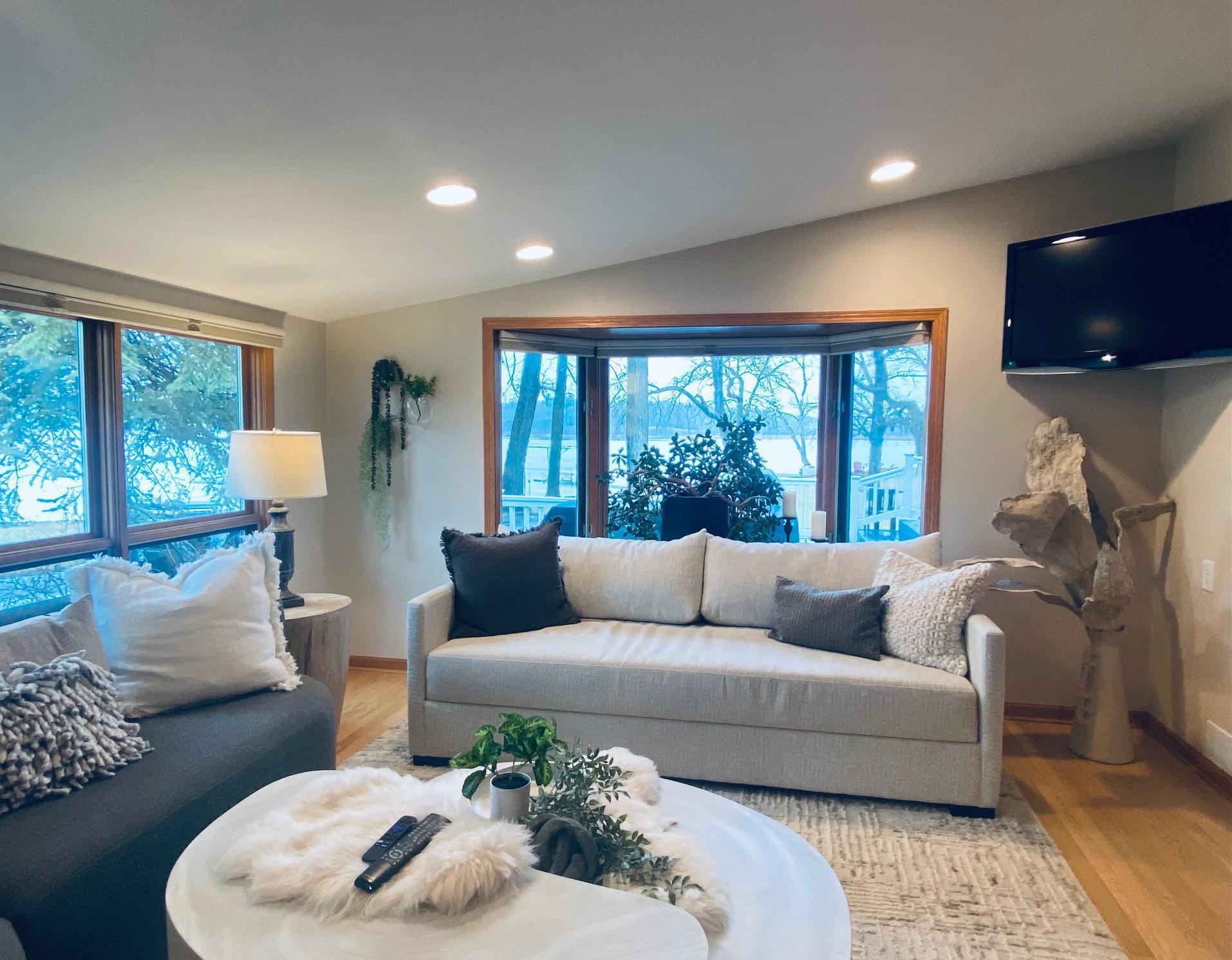 806 Longview Drive
