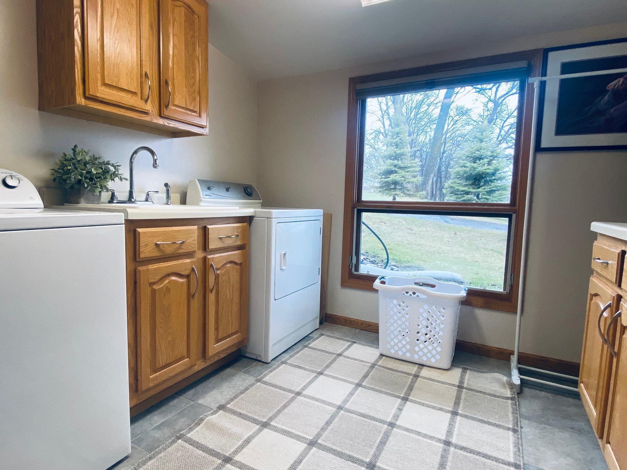 806 Longview Drive