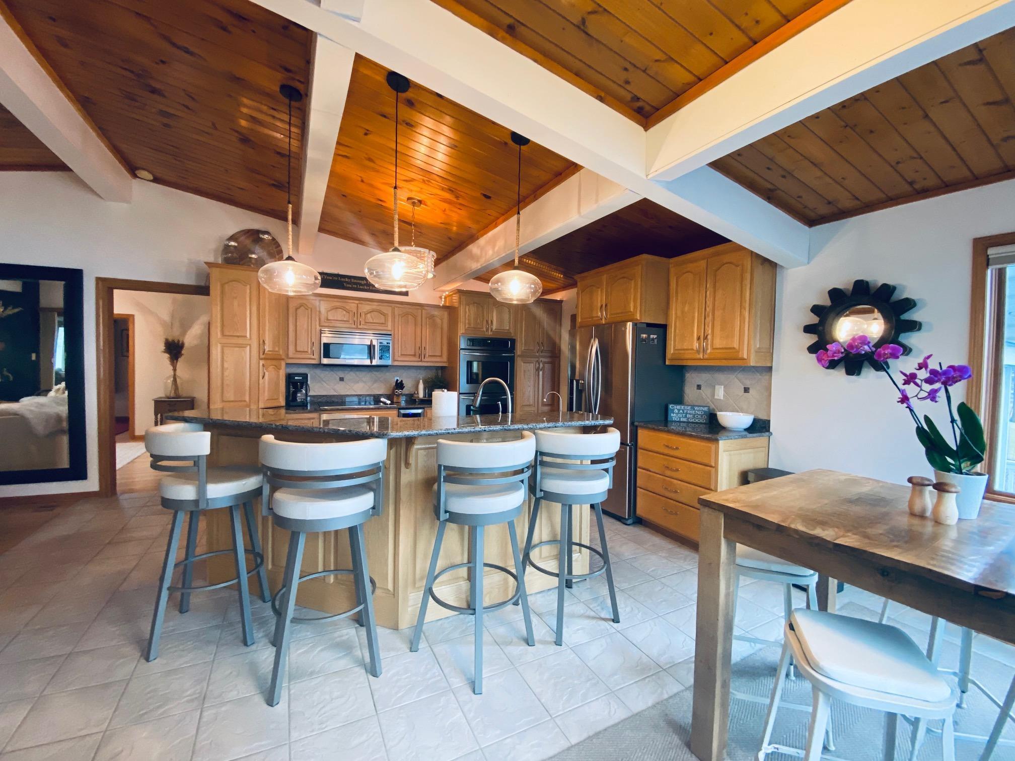 806 Longview Drive