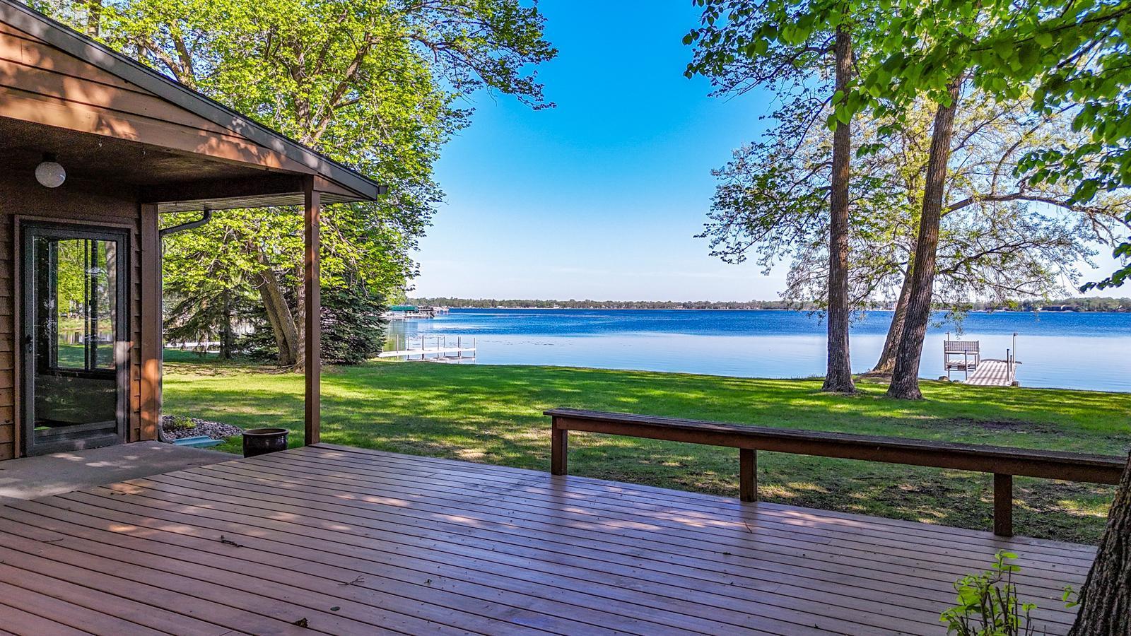 570 Shorewood Drive