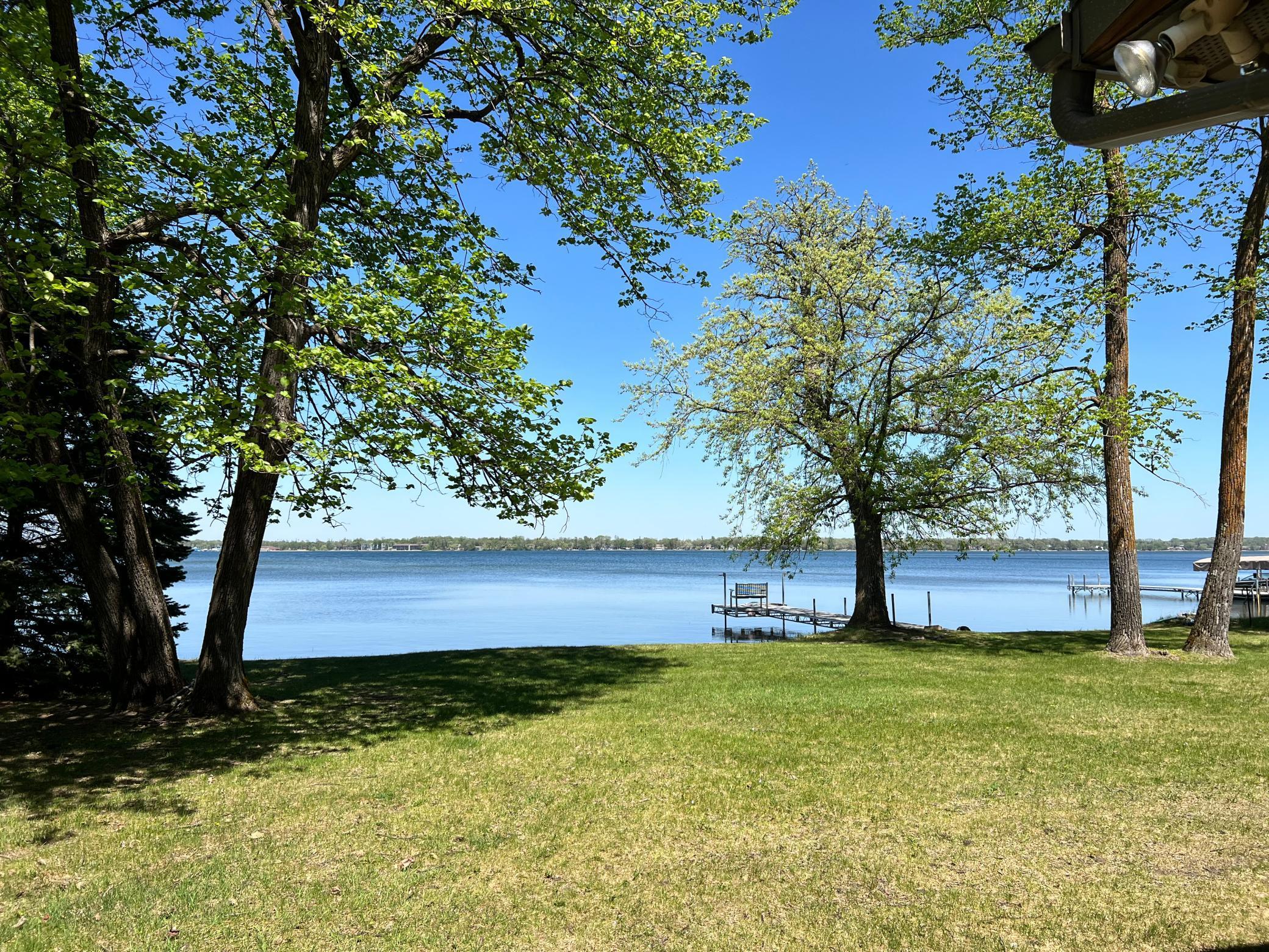 570 Shorewood Drive