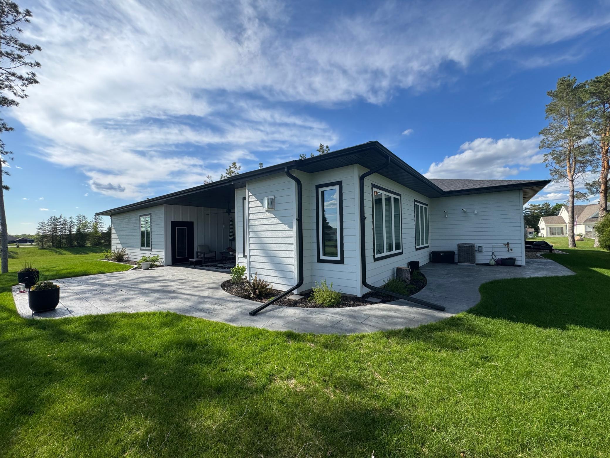 807 Whitetail Lane