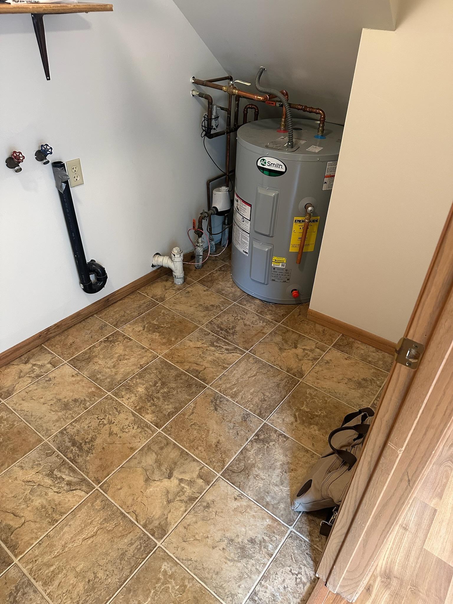 323 Shorewood Circle