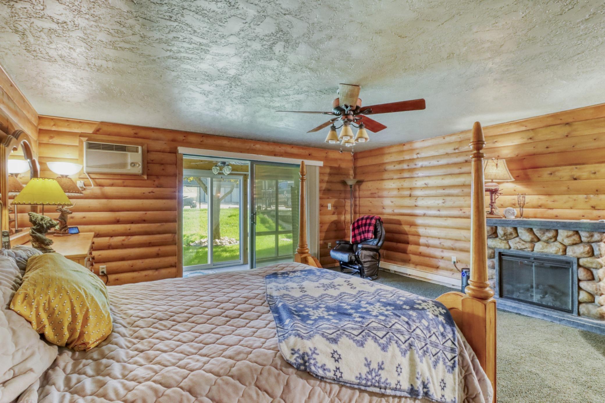 315 Park Lake Boulevard Unit: 104