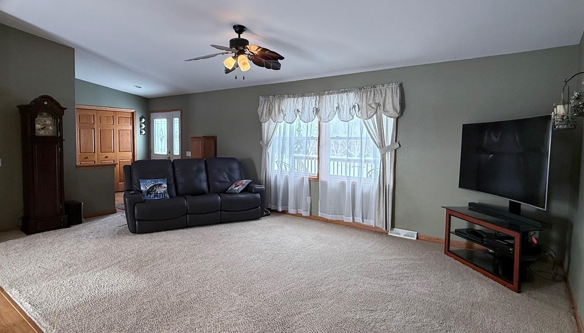 20371 180th Avenue N