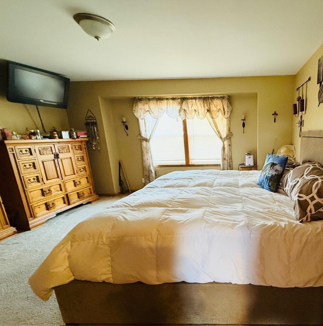 20371 180th Avenue N