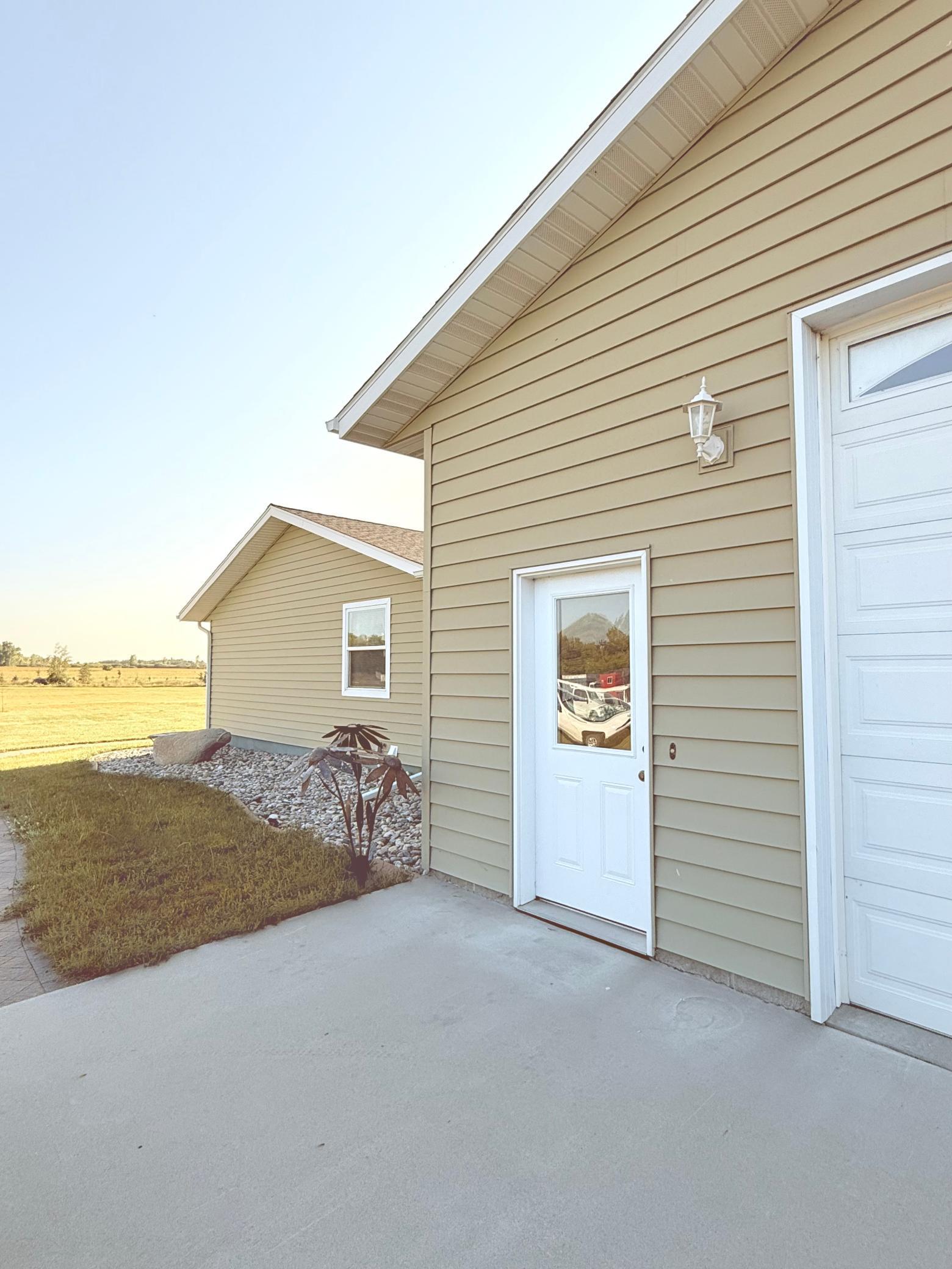 20371 180th Avenue N