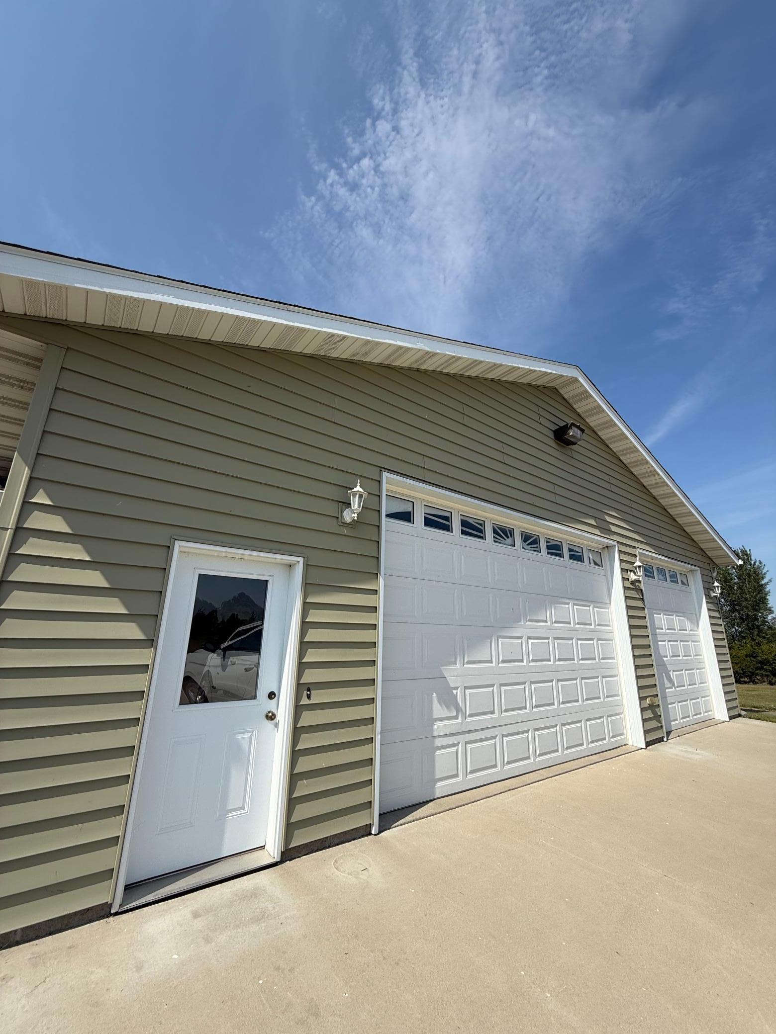 20371 180th Avenue N