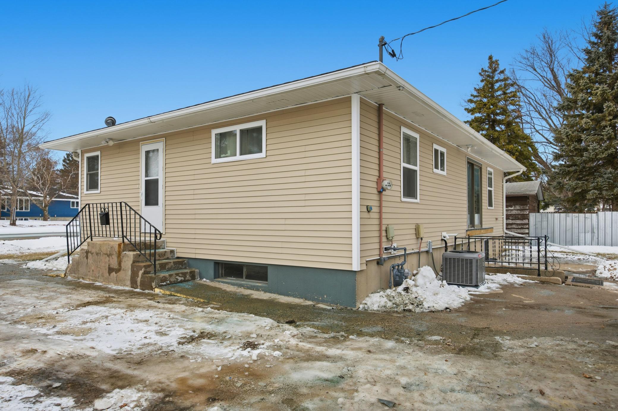 1155 Rossman Avenue