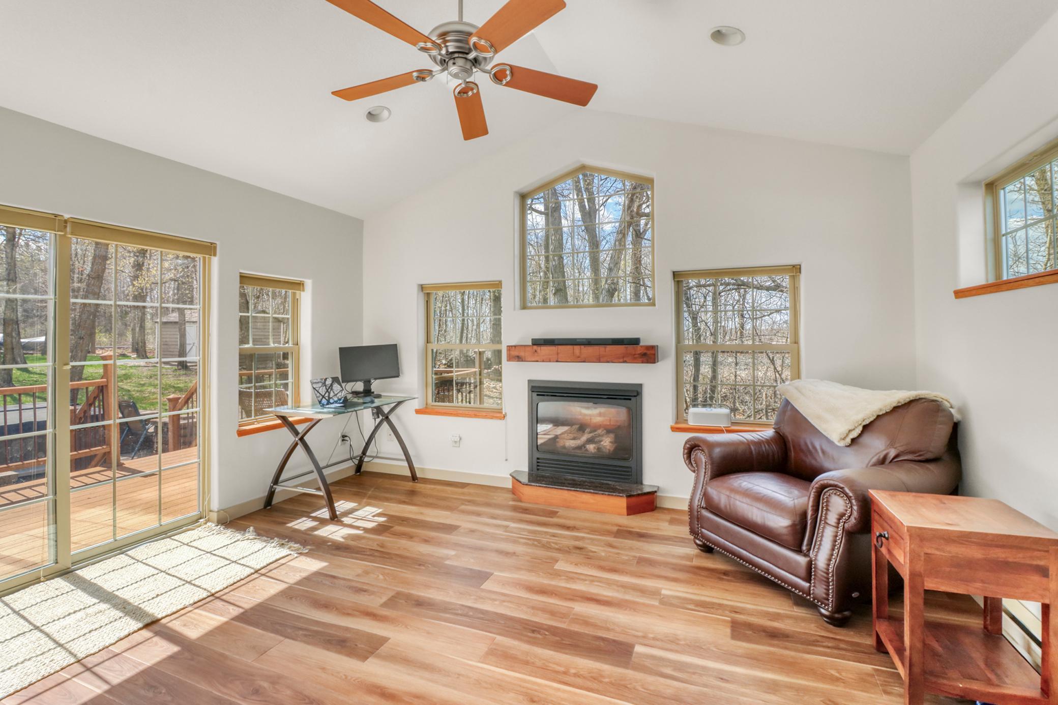 1044 Villa Lane
