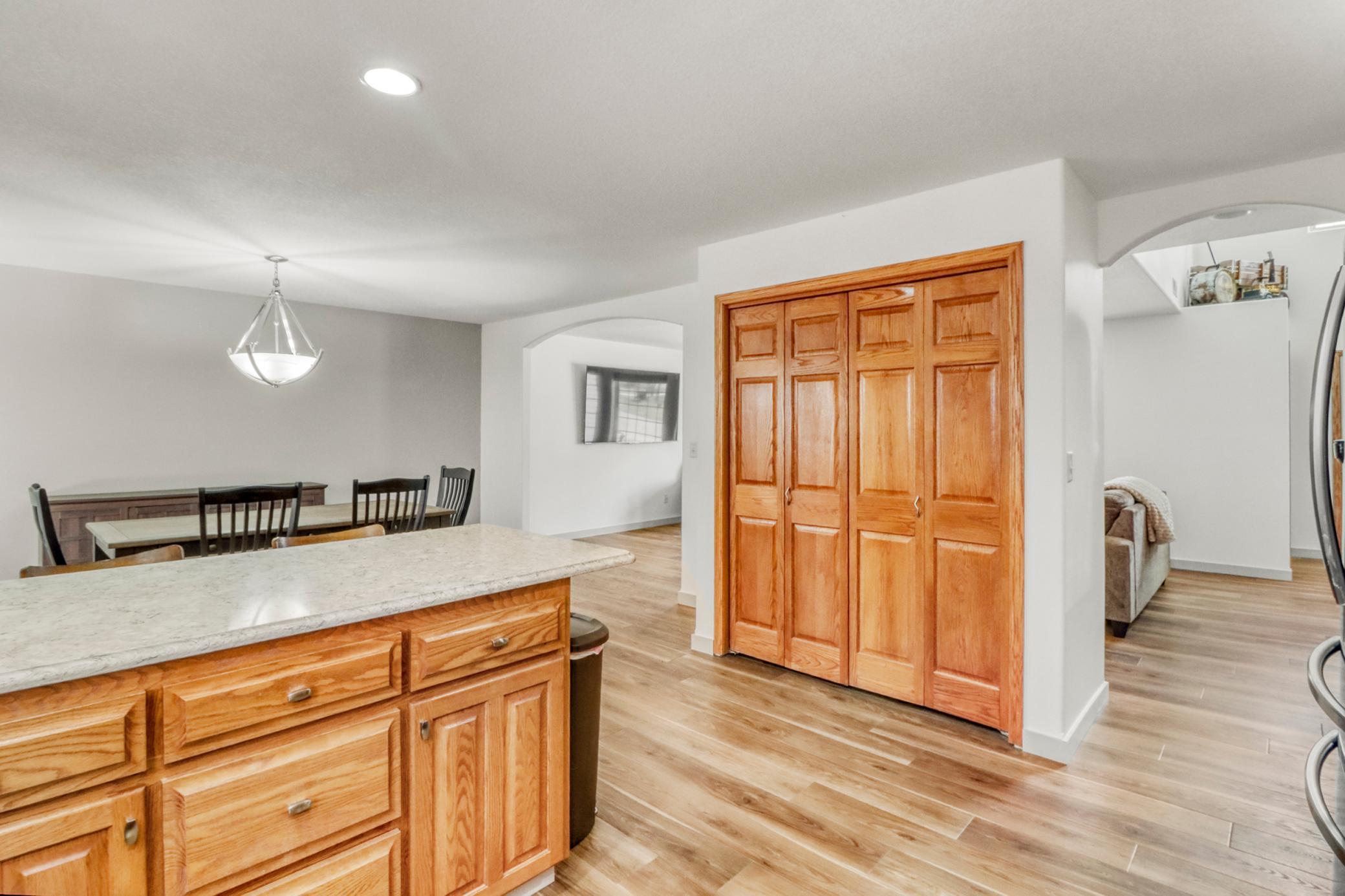 1044 Villa Lane