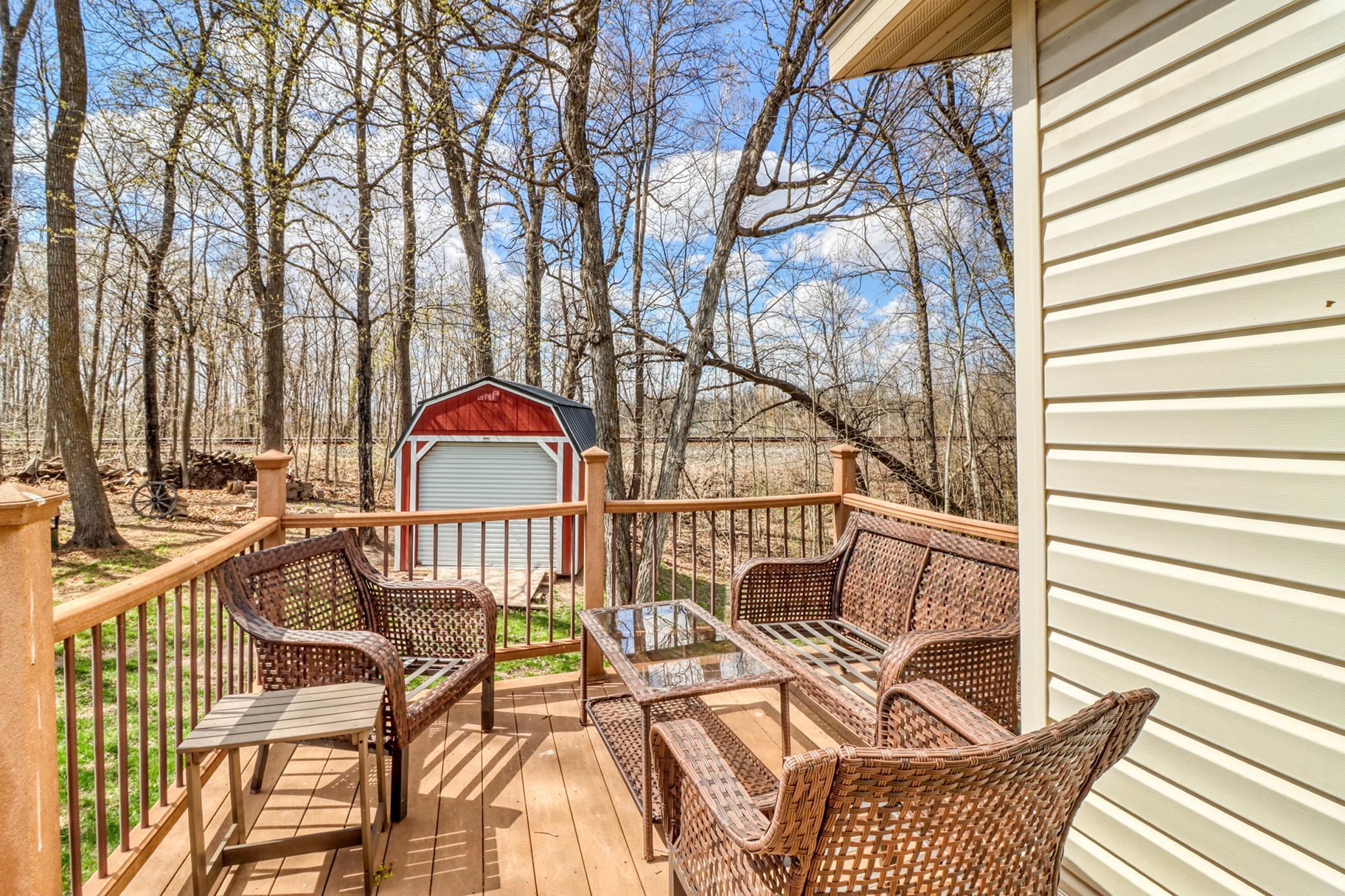 1044 Villa Lane