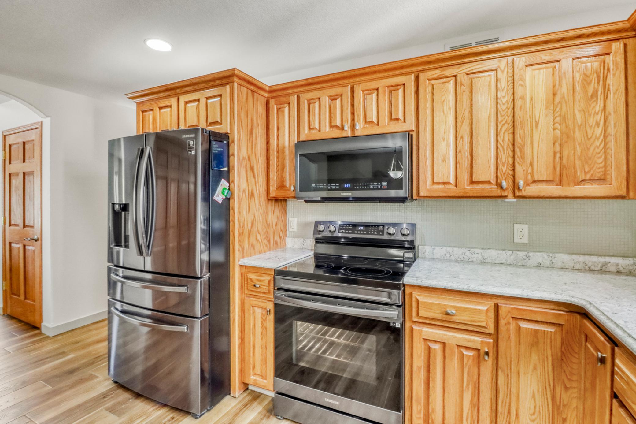 1044 Villa Lane