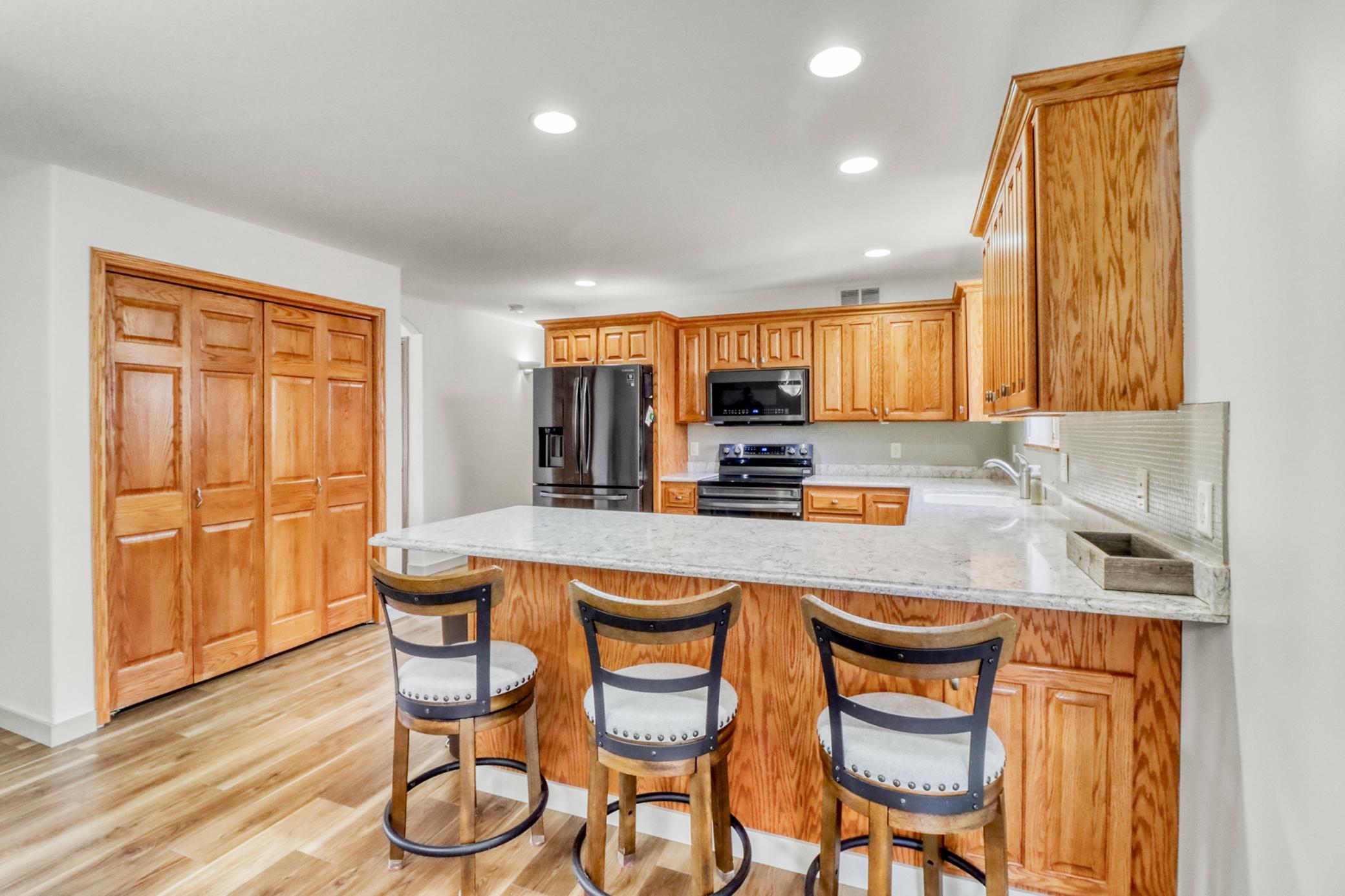 1044 Villa Lane