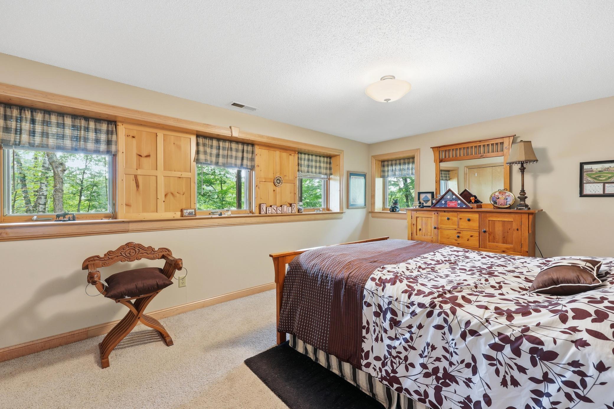 21516 NE Pickerel Lake Road