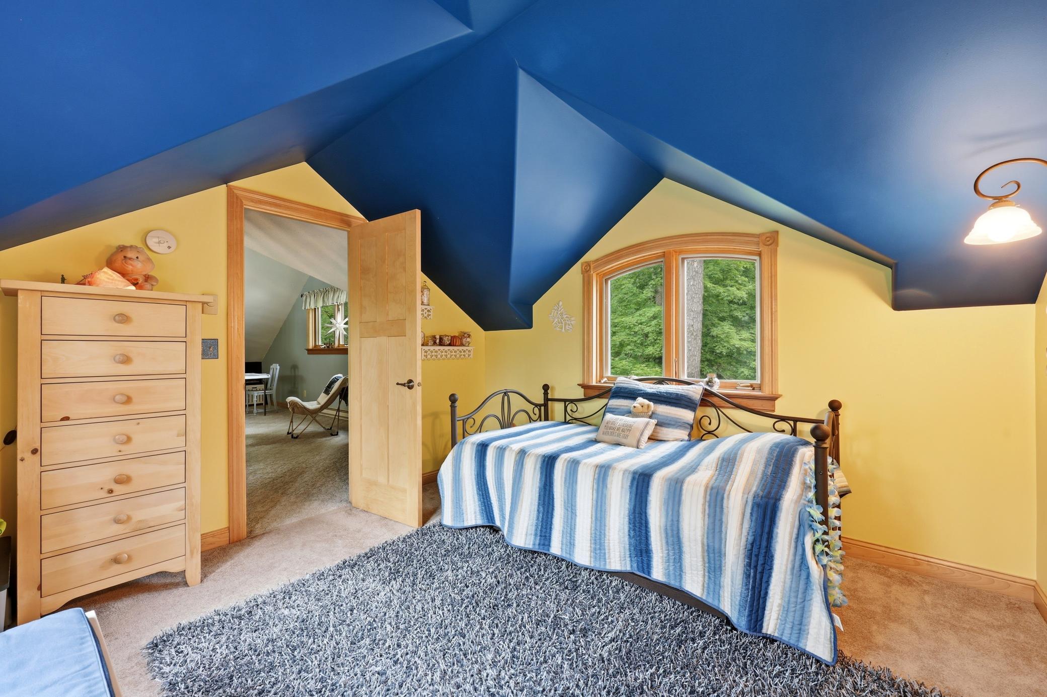 21516 NE Pickerel Lake Road