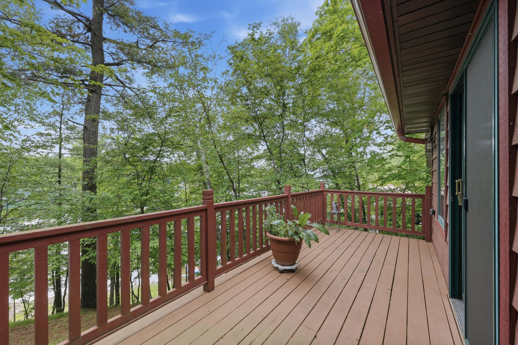 21516 NE Pickerel Lake Road