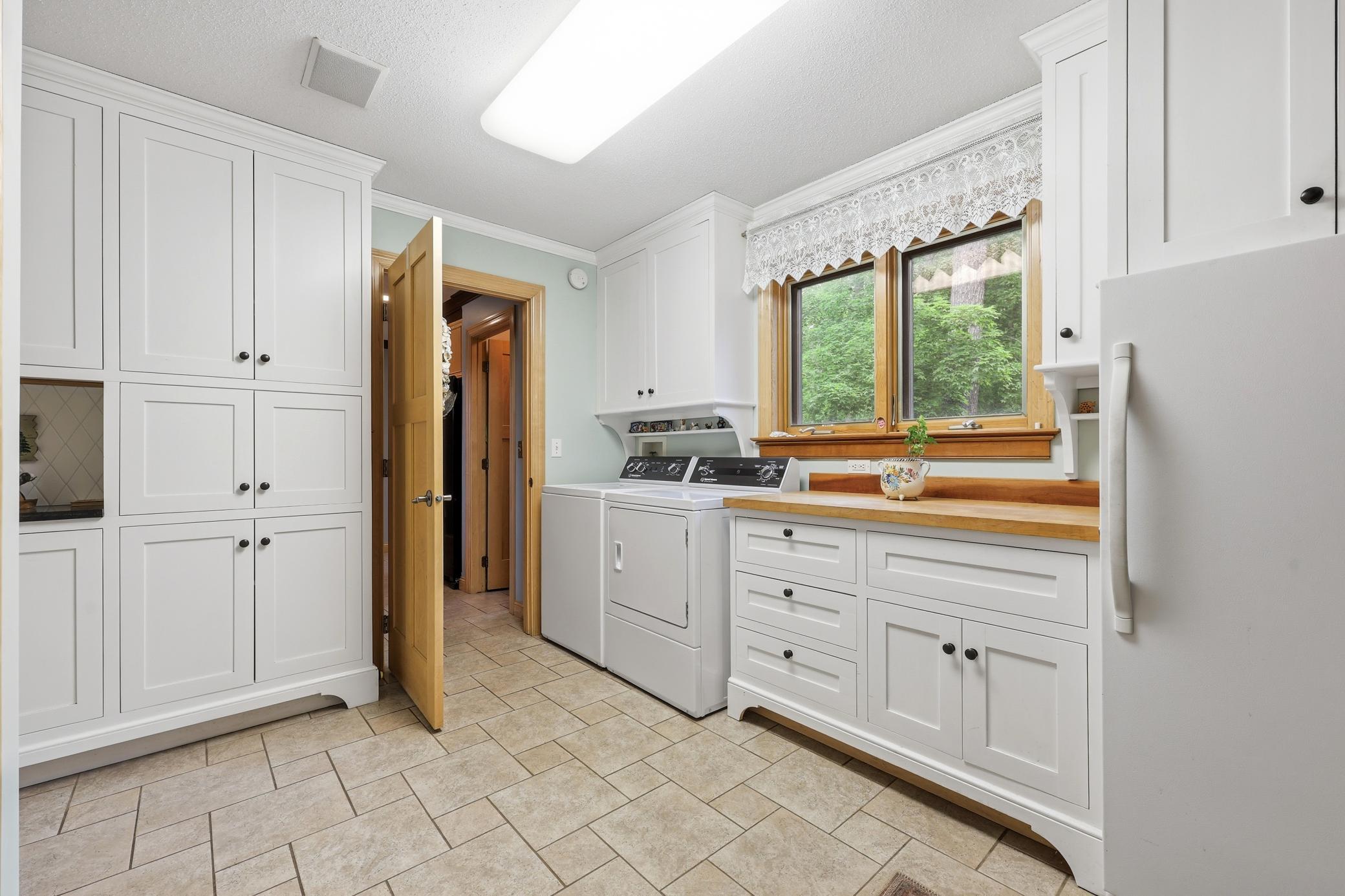 21516 NE Pickerel Lake Road