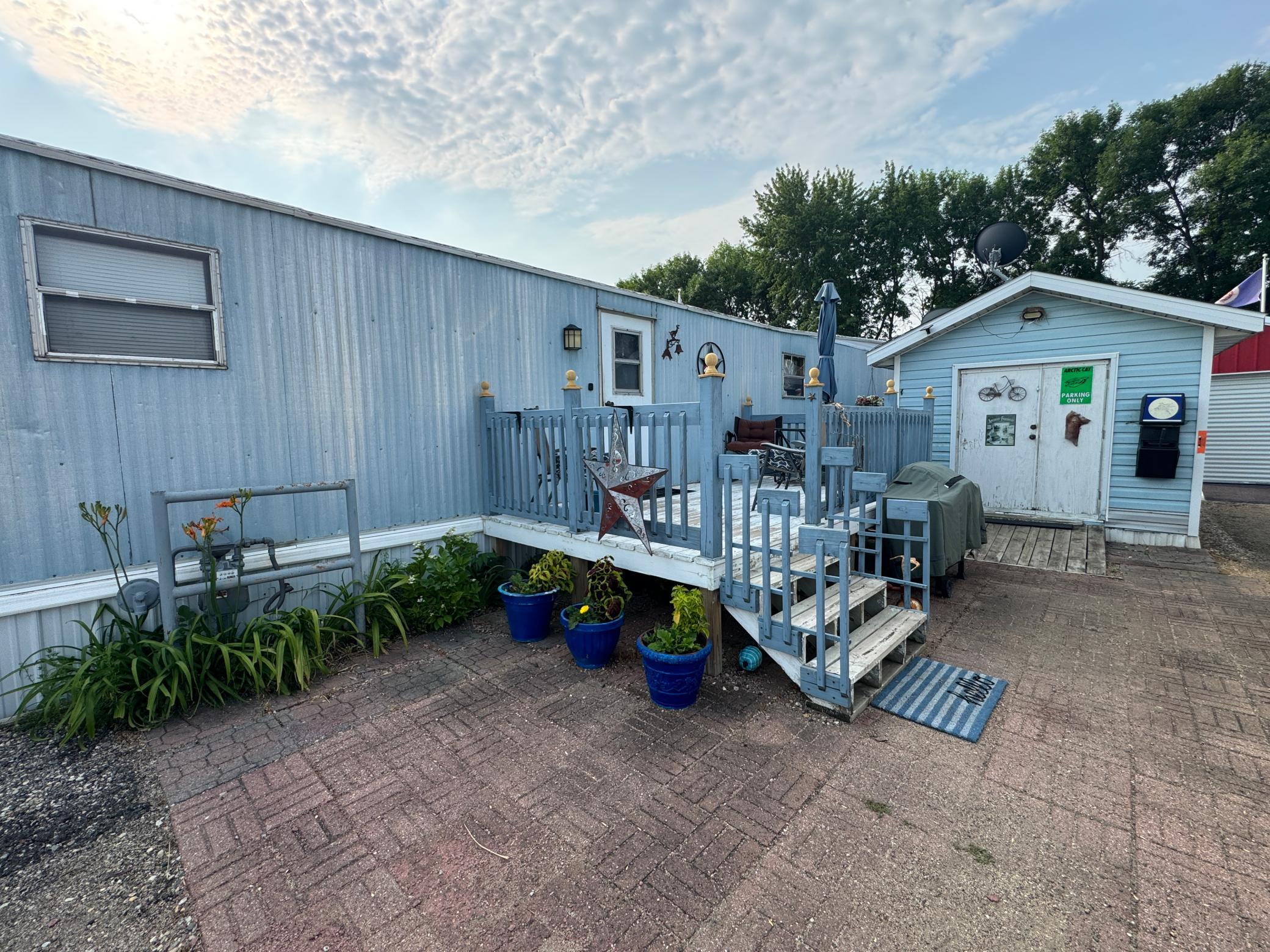 505 Robin Street