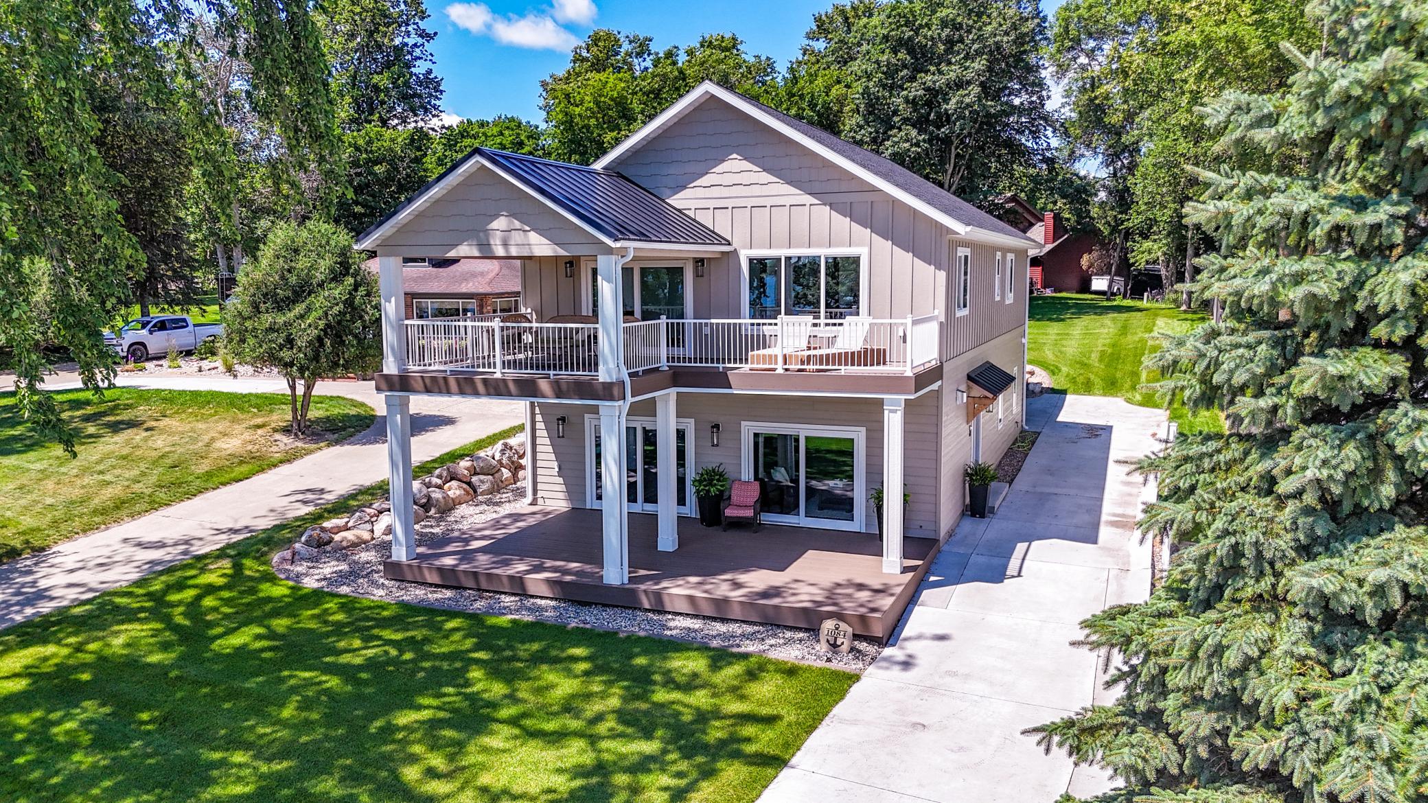 1084 W Lake Drive