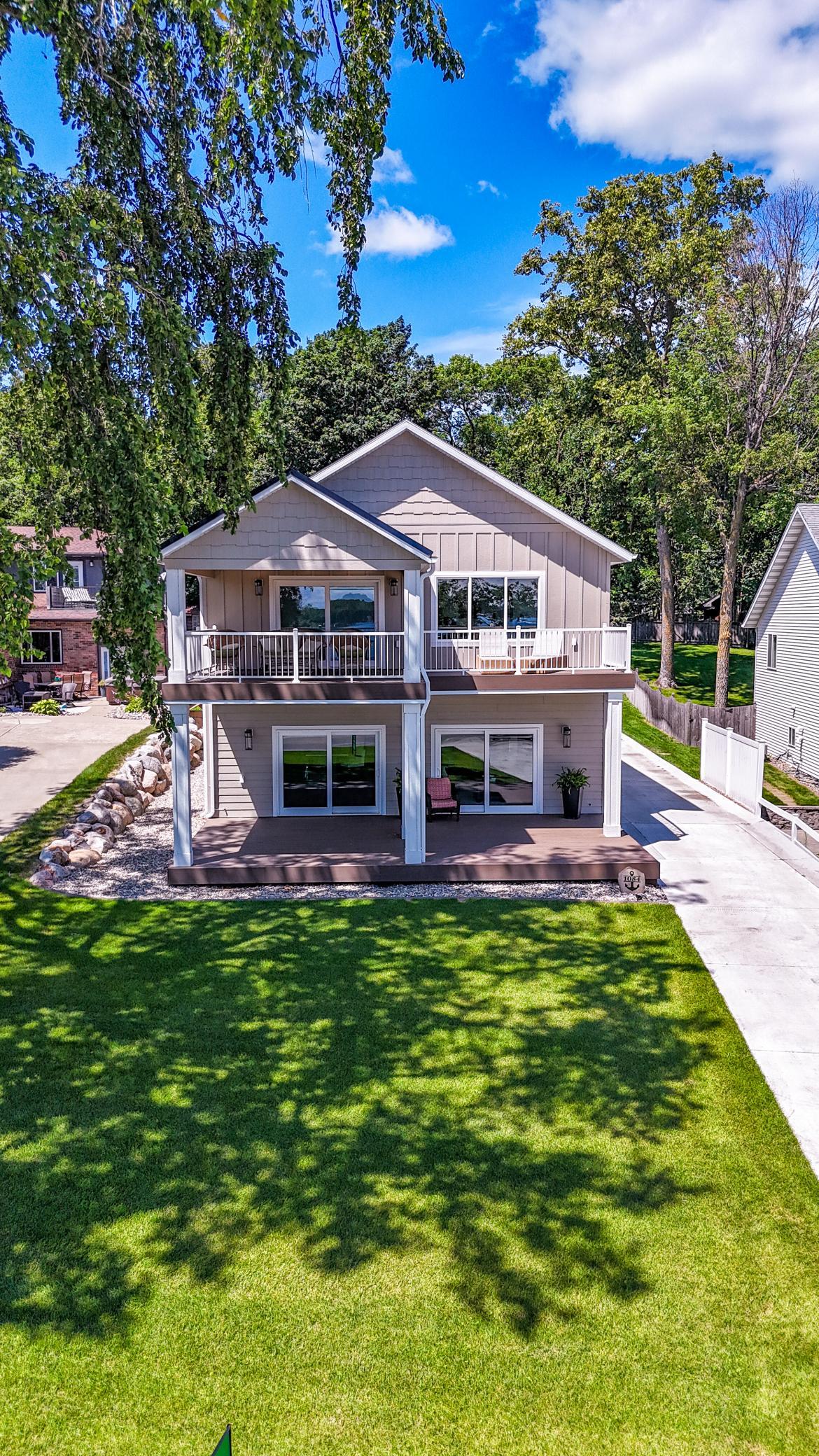 1084 W Lake Drive