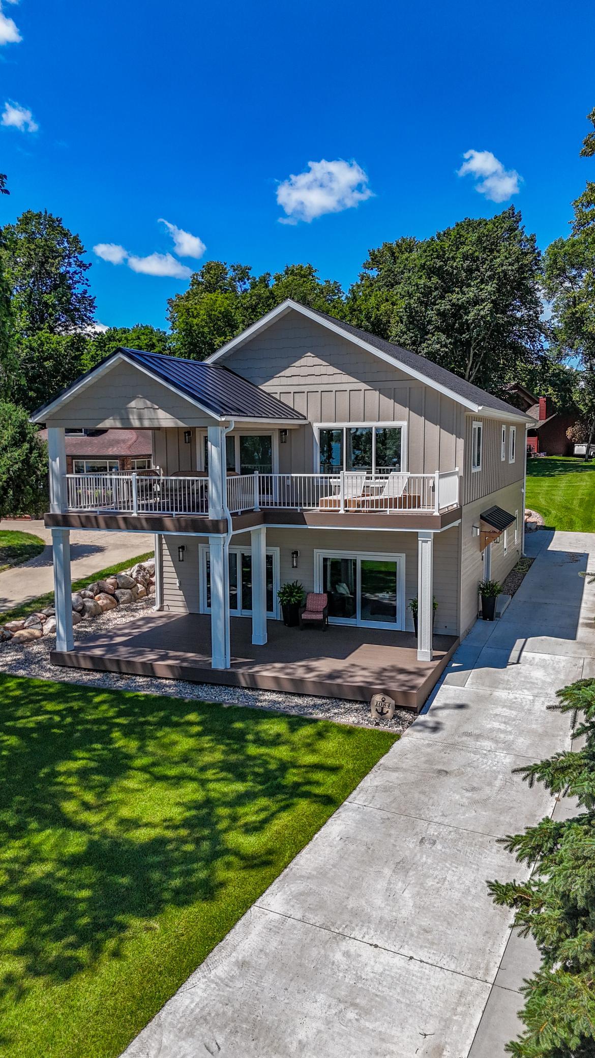 1084 W Lake Drive